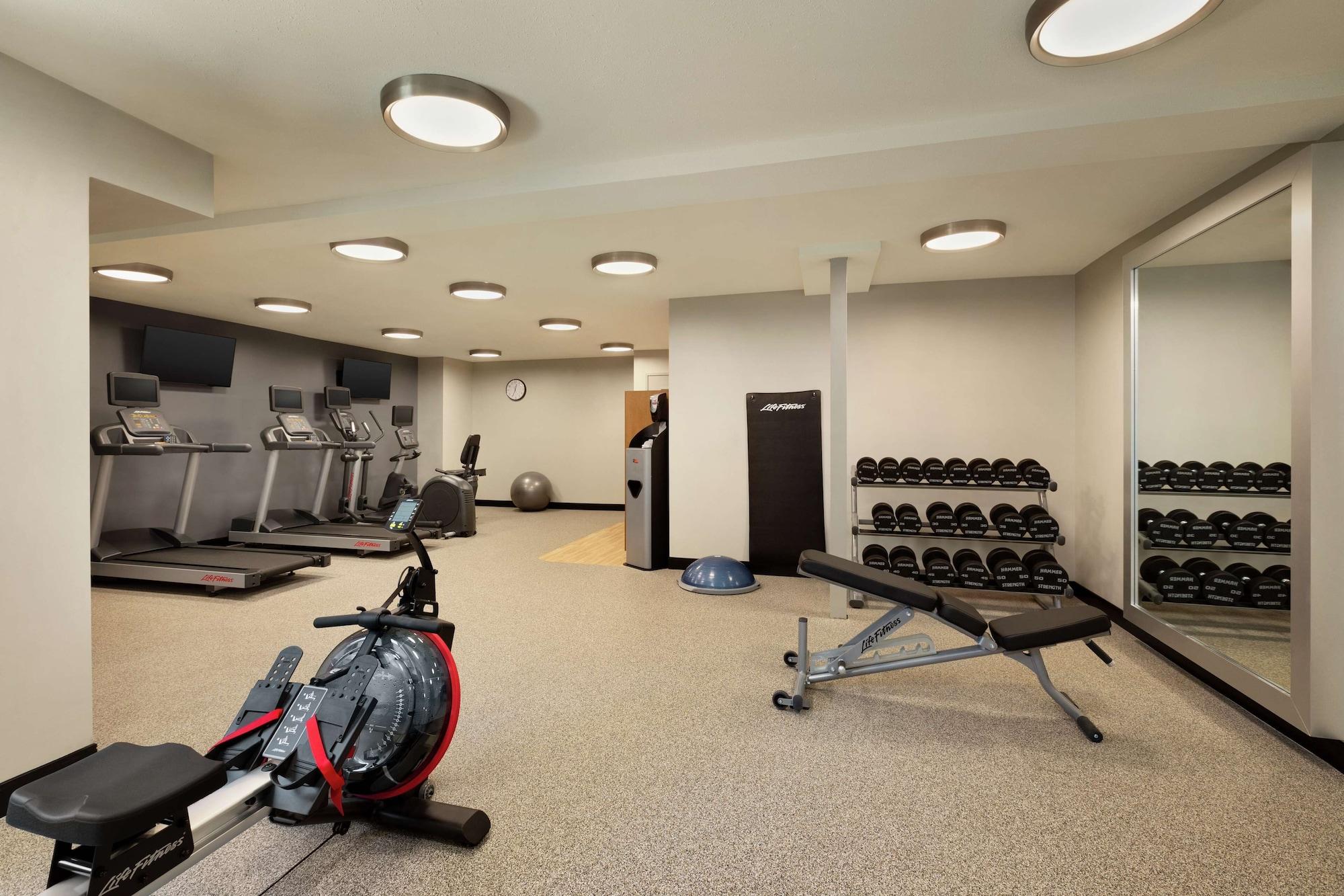 Gimnasio Homewood Suites by Hilton Portland Airport