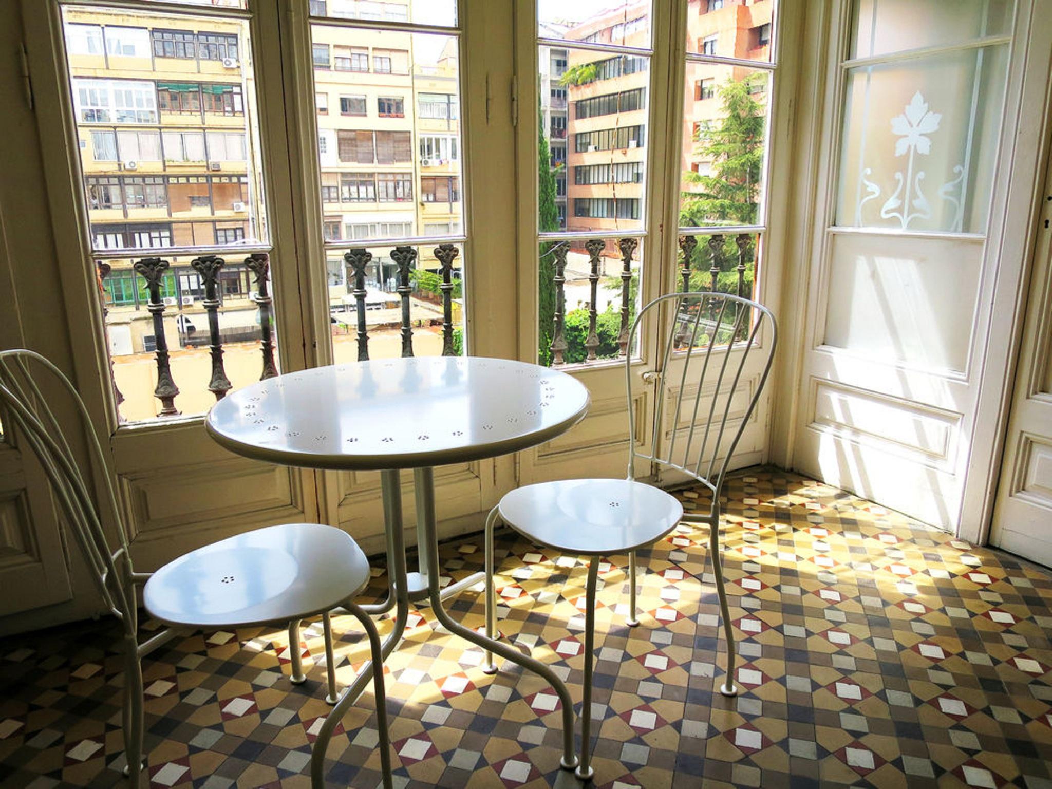 Vista Exterior Hostal Balmes Centro