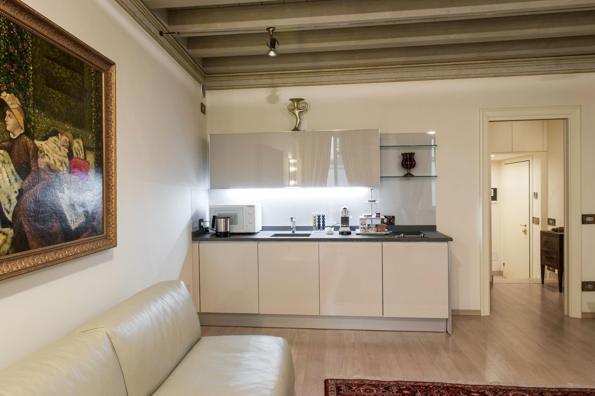 Equipamiento de Habitación La Corte di Giulietta Exclusive Suites