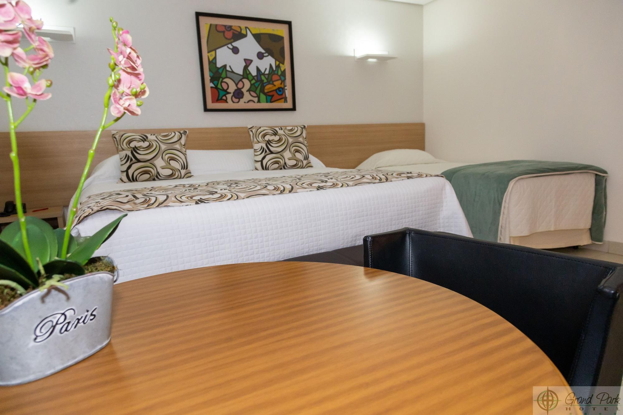 Habitación Grand Park Hotel