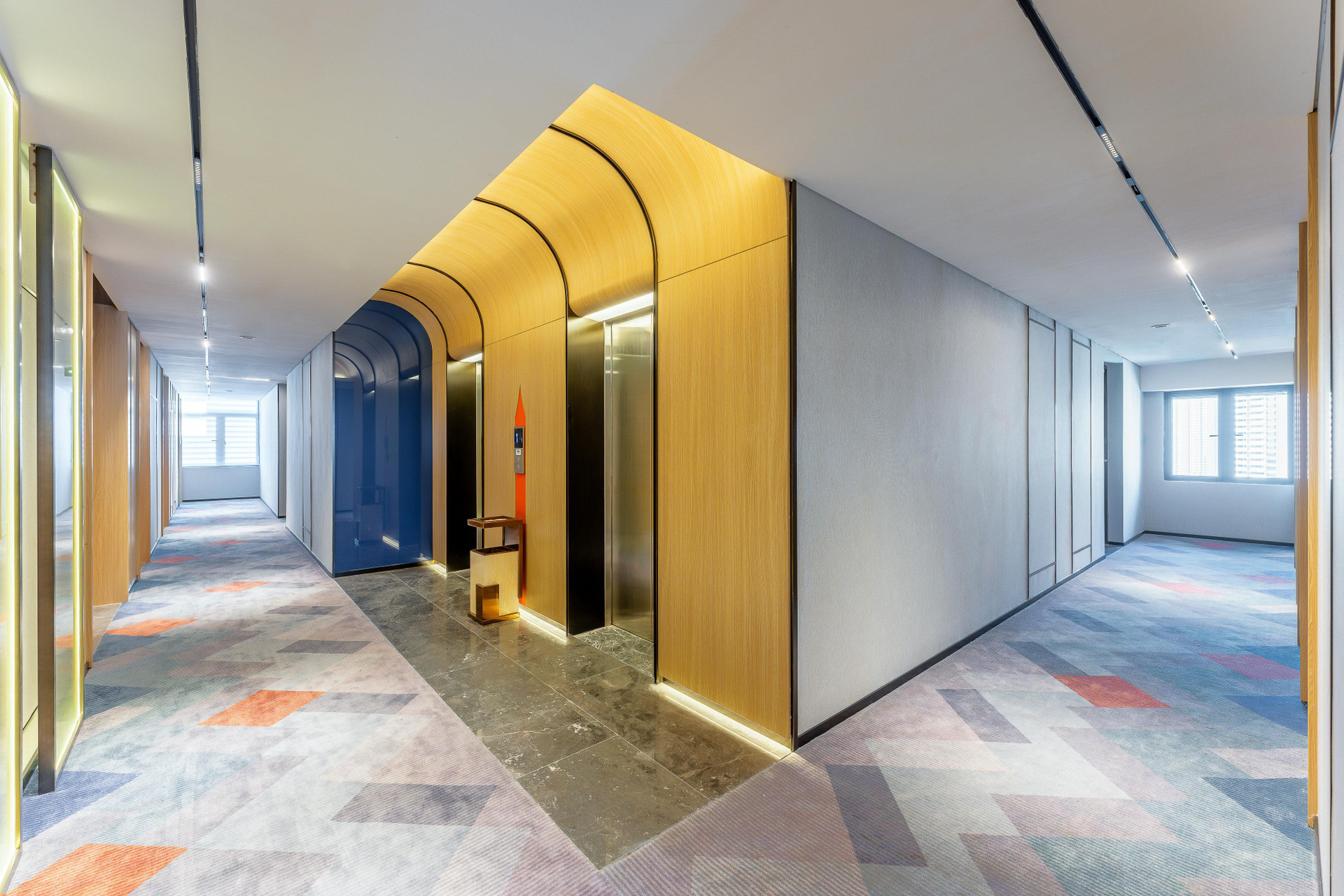 Vista Lobby Holiday Inn Express Zhanjiang Coast