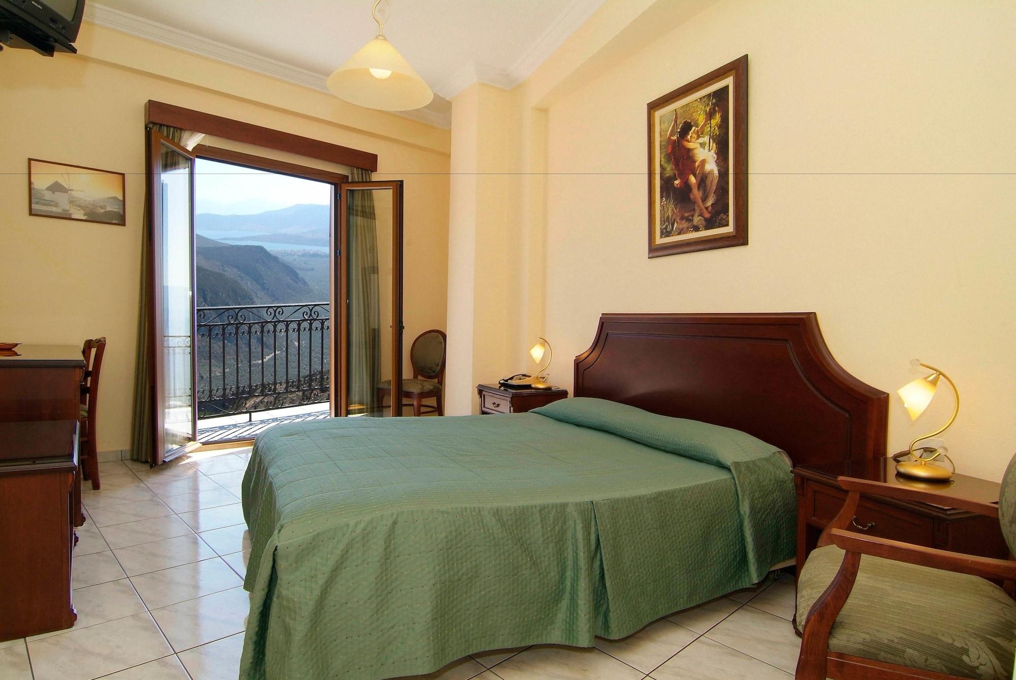 Varios Hermes Delphi Hotel