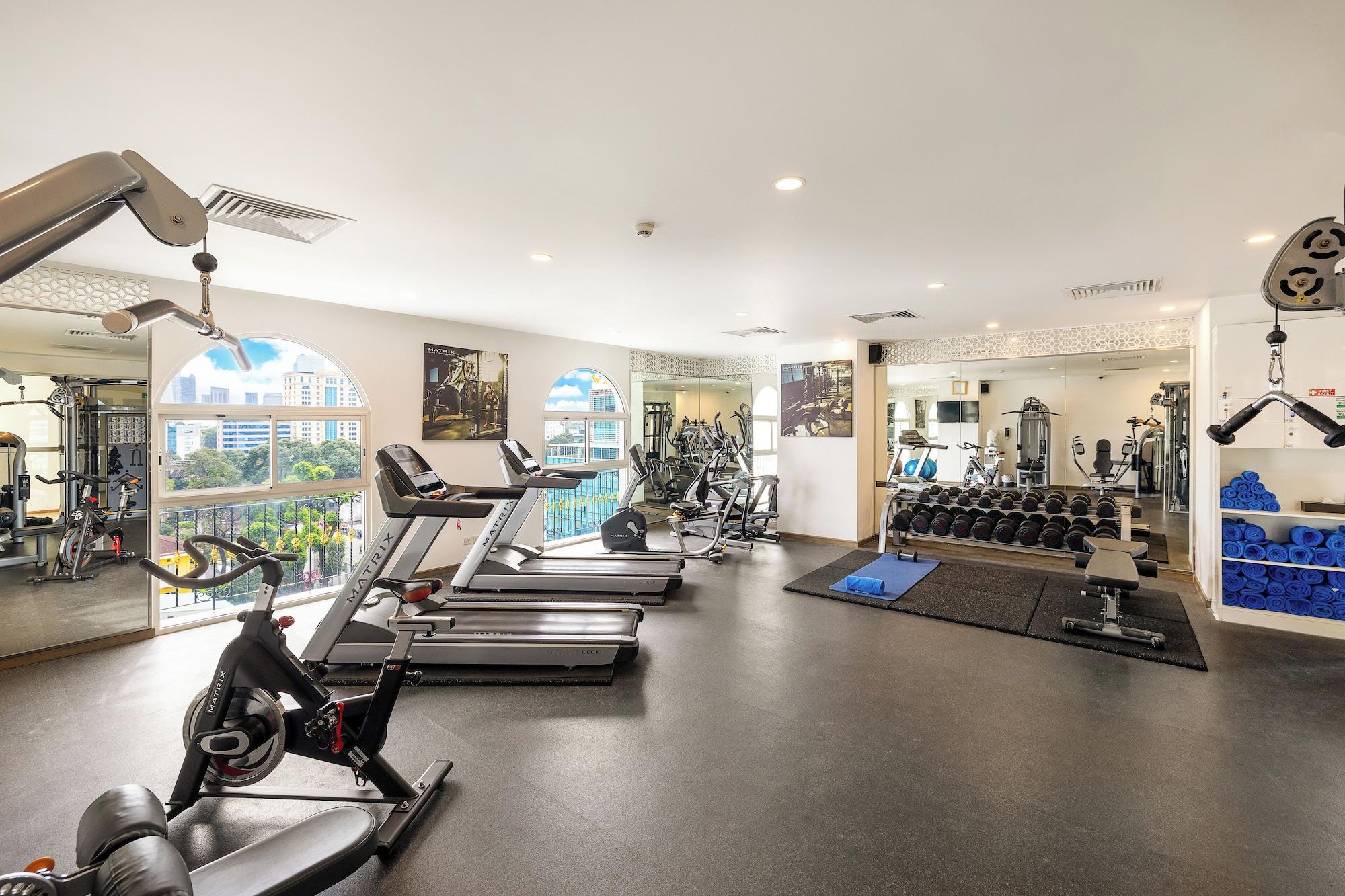 Gimnasio T-Ritz Saigon Hotel & Apartment