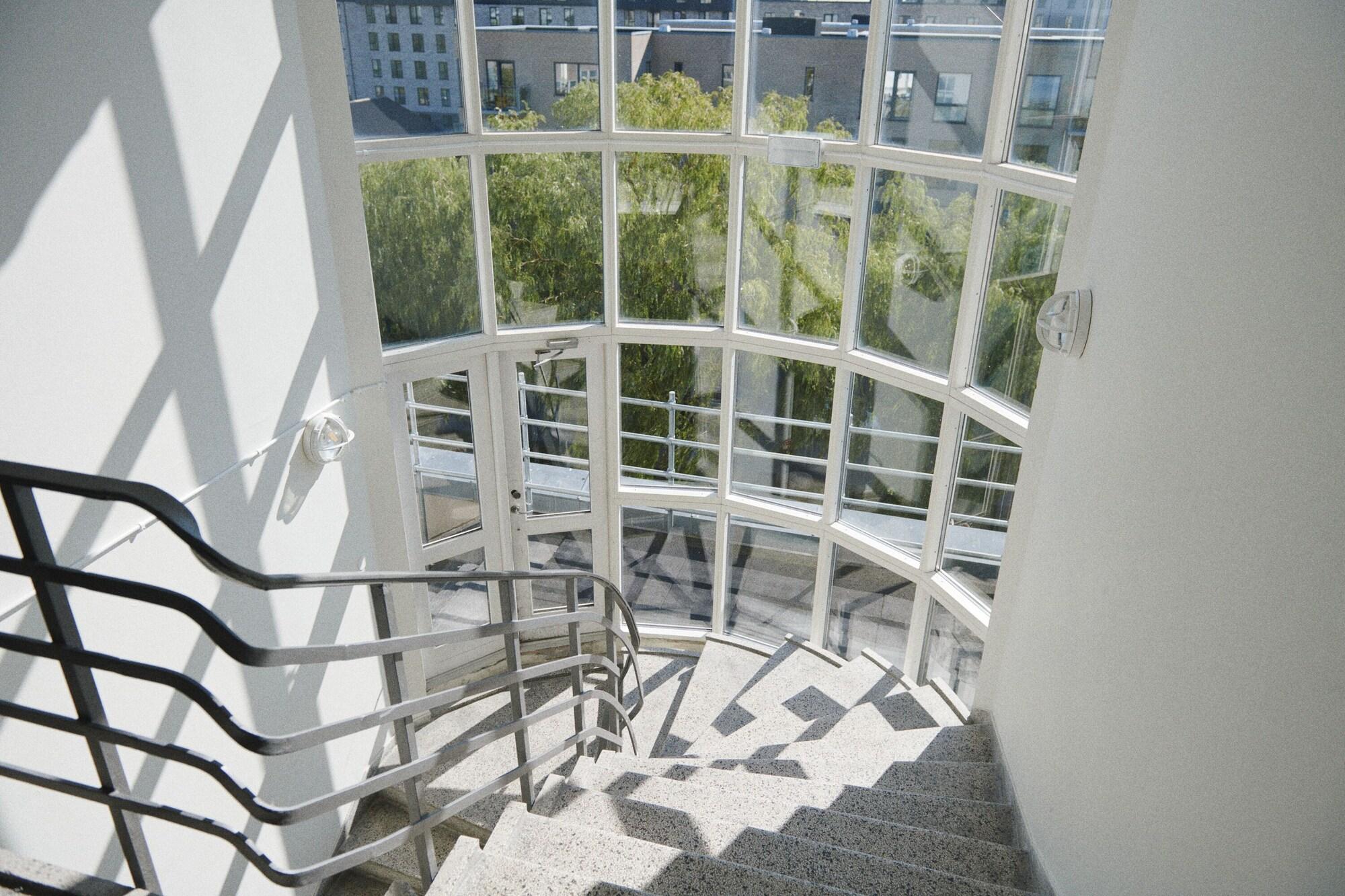 Vista Exterior South Studios by Daniel&Jacob's