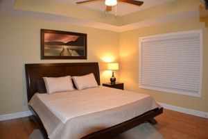 Alquiler Vacacional - Bellawood Resort #1 Lakefront Cabin with Boat Slip - Unobstructed View!