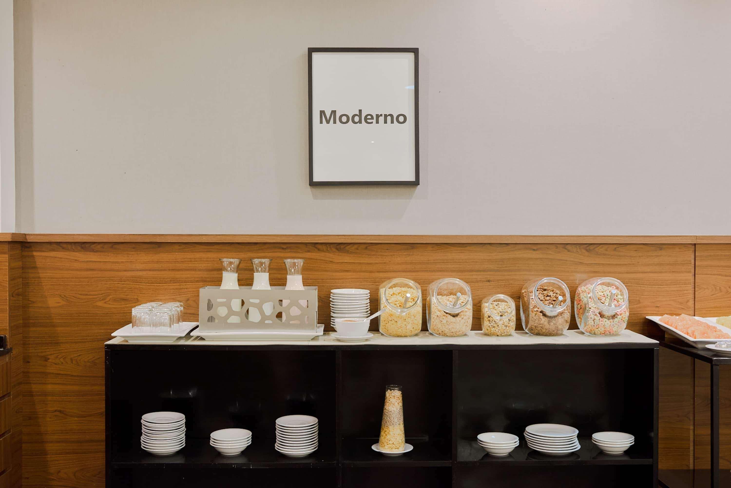 Restaurant Dazzler by Wyndham Buenos Aires Maipu