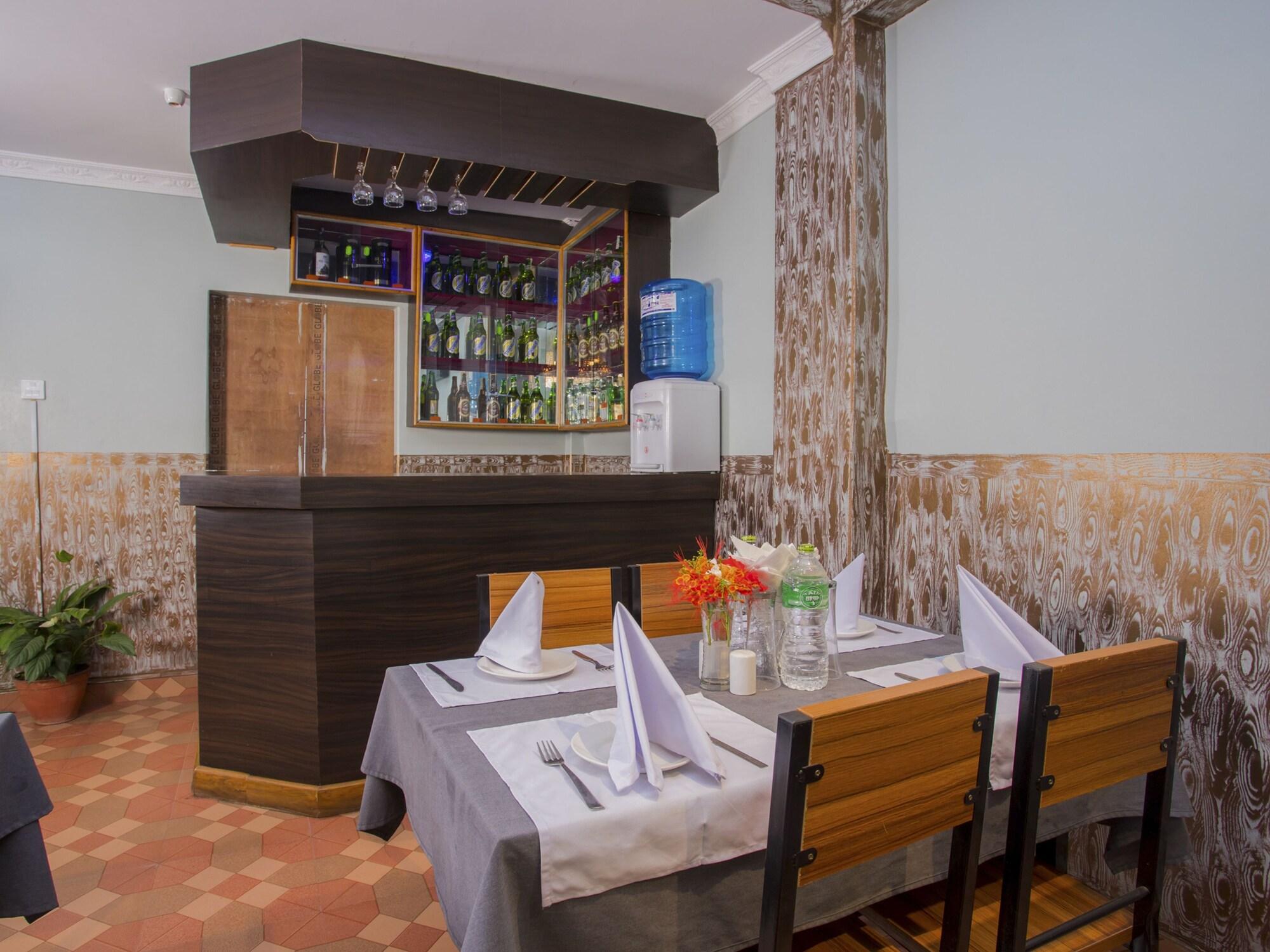 Bar/Salón OYO 173 Hotel Dream Inn