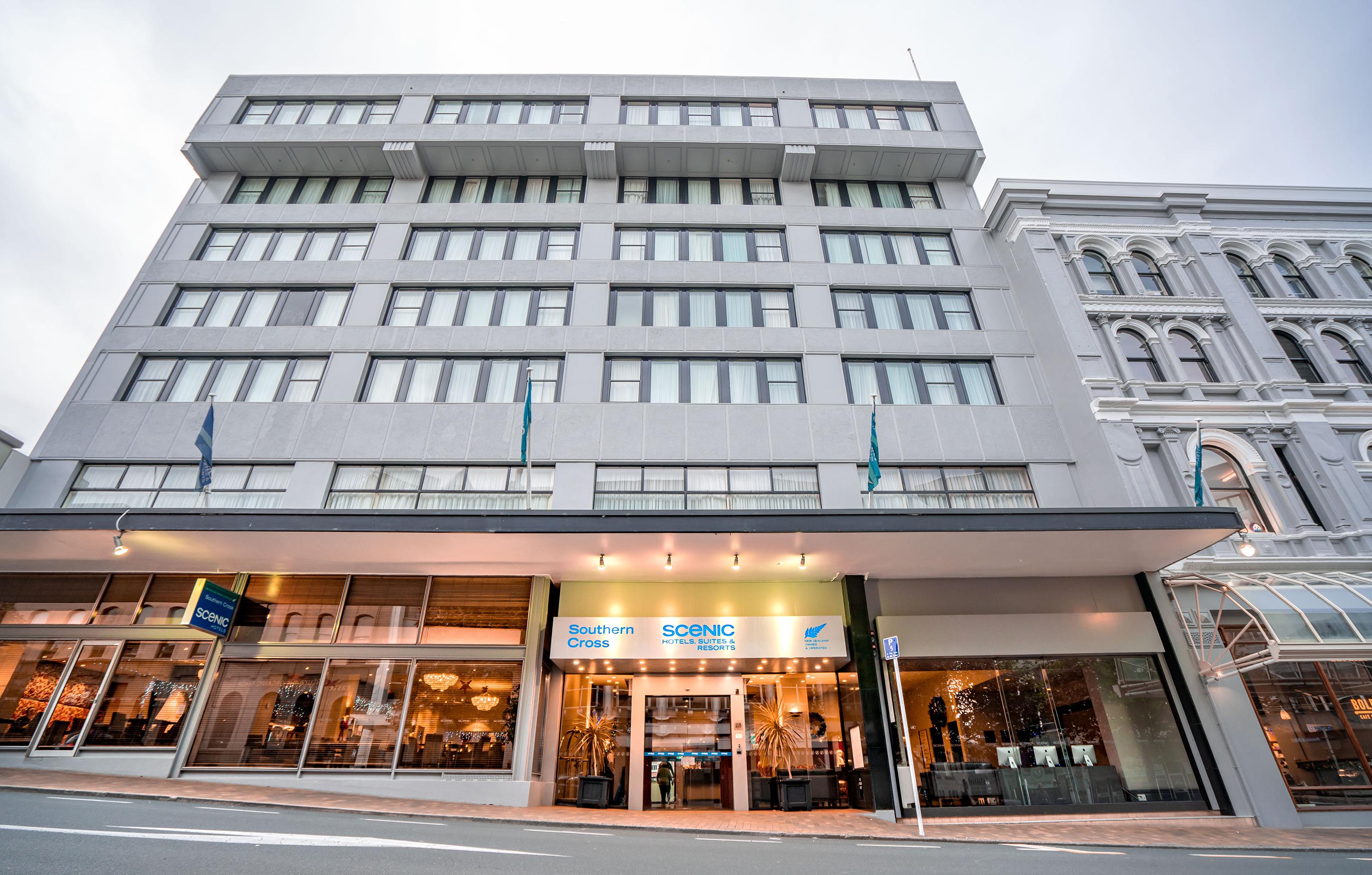 Vista Exterior Scenic Hotel Southern Cross