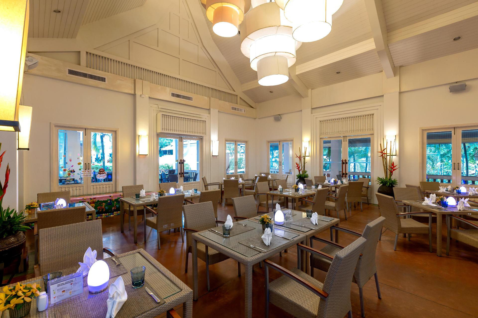 Restaurant Centara Kata Resort Phuket