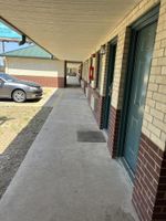 Alojamiento - Country Inn Motel