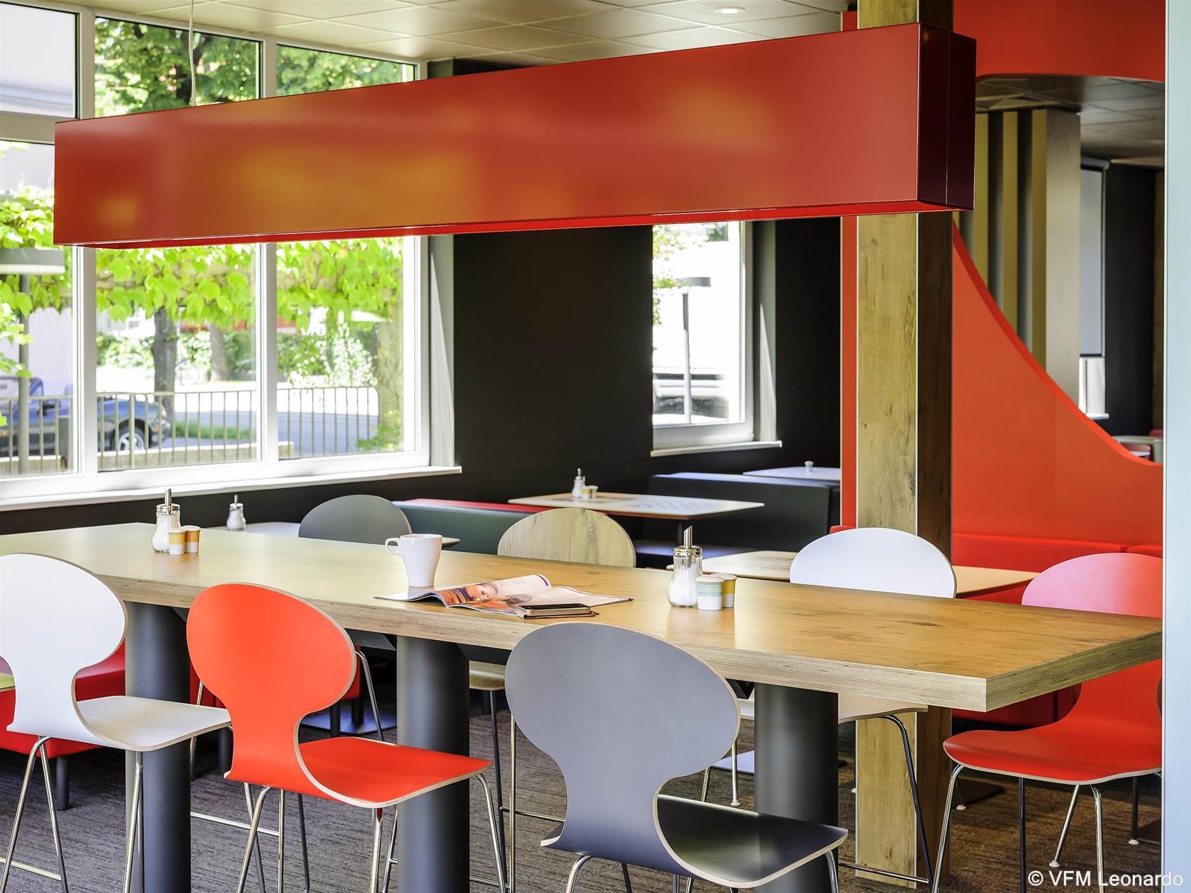 Vista Exterior ibis Augsburg Koenigsplatz