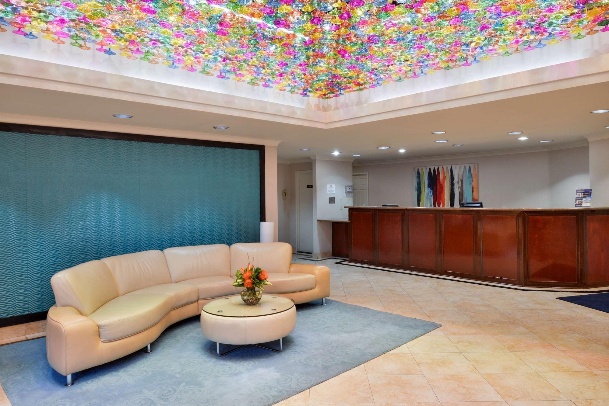 Vista Lobby Best Western Plus La Mesa San Diego