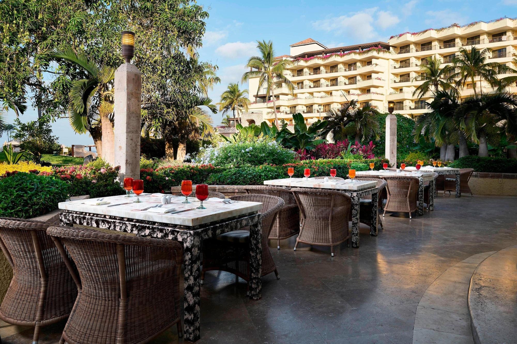 Restaurant Marriott Puerto Vallarta Resort & Spa