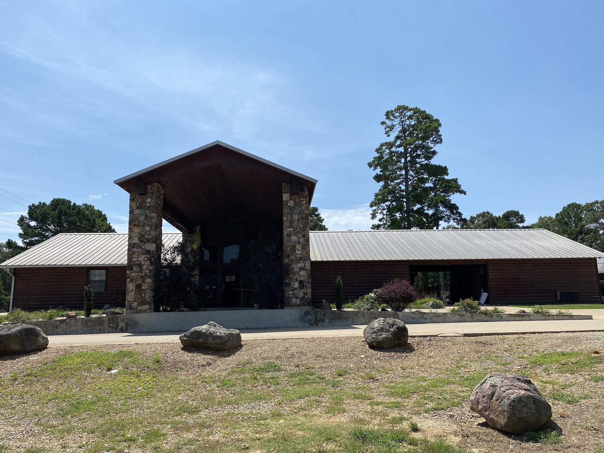 Vista Exterior New Hochatown Lodge