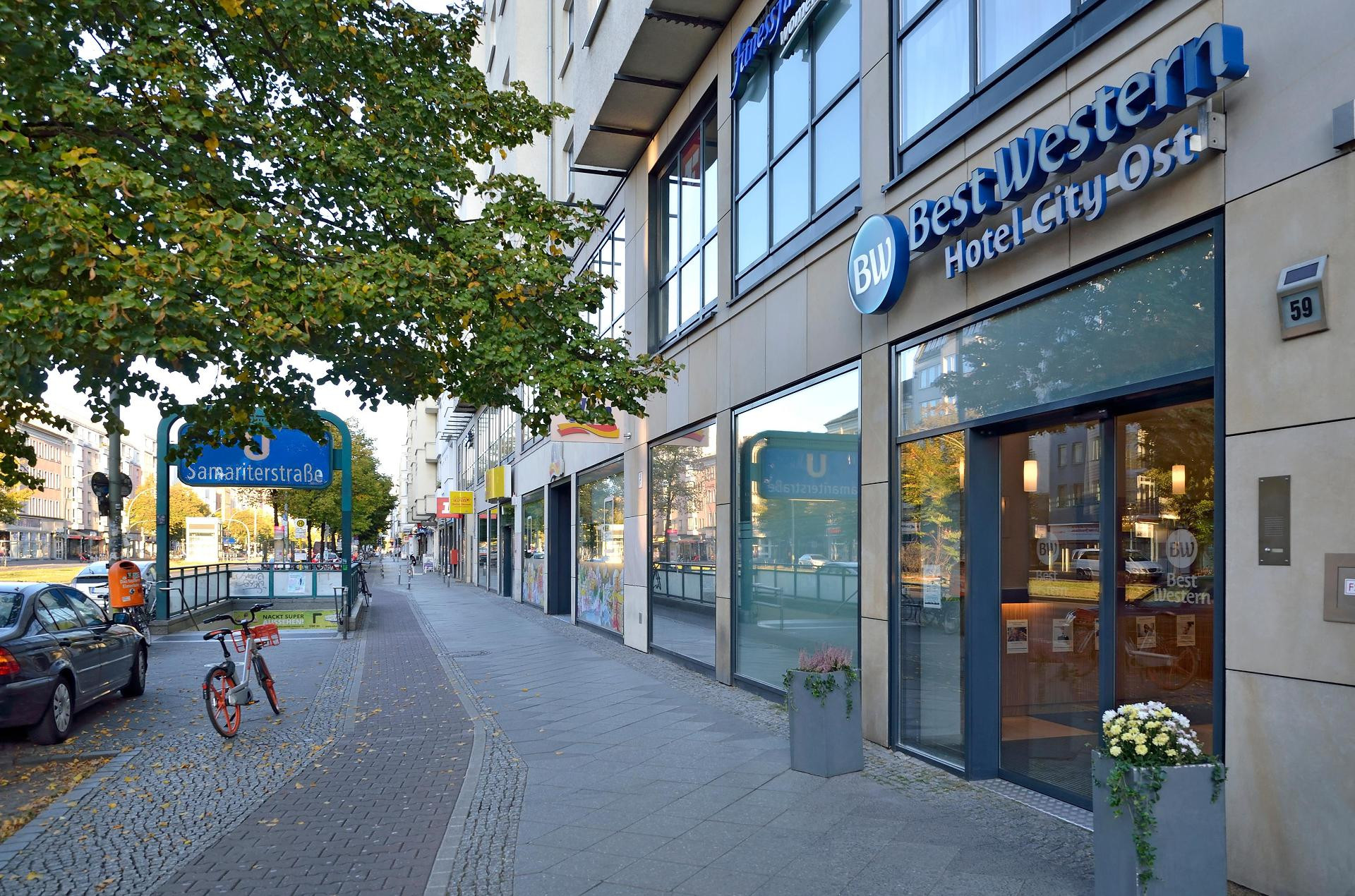 Vista Exterior B&B Hotel Berlin City-Ost