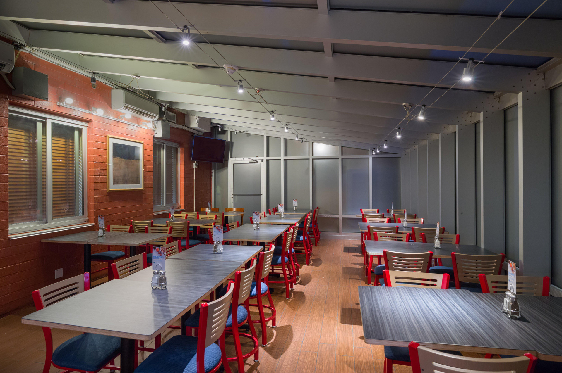 Restaurant Holiday Inn Express New York City Times Square by IHG
