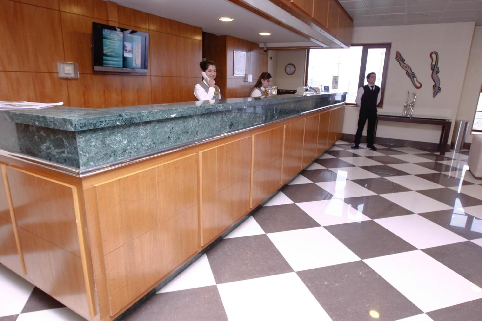 Vista Lobby Diego de Almagro Coyhaique
