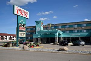 Alojamiento - Lakeland Inn