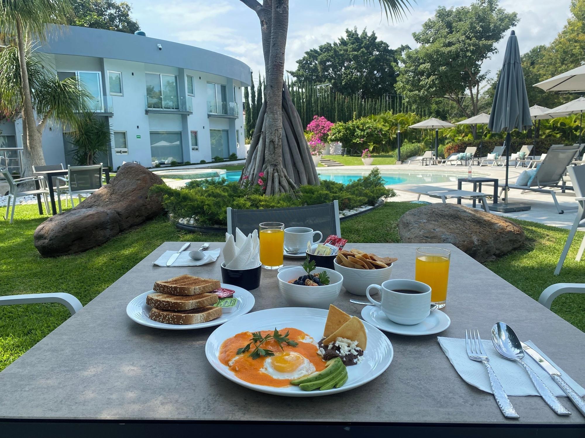 Restaurant Xhiara Hotel