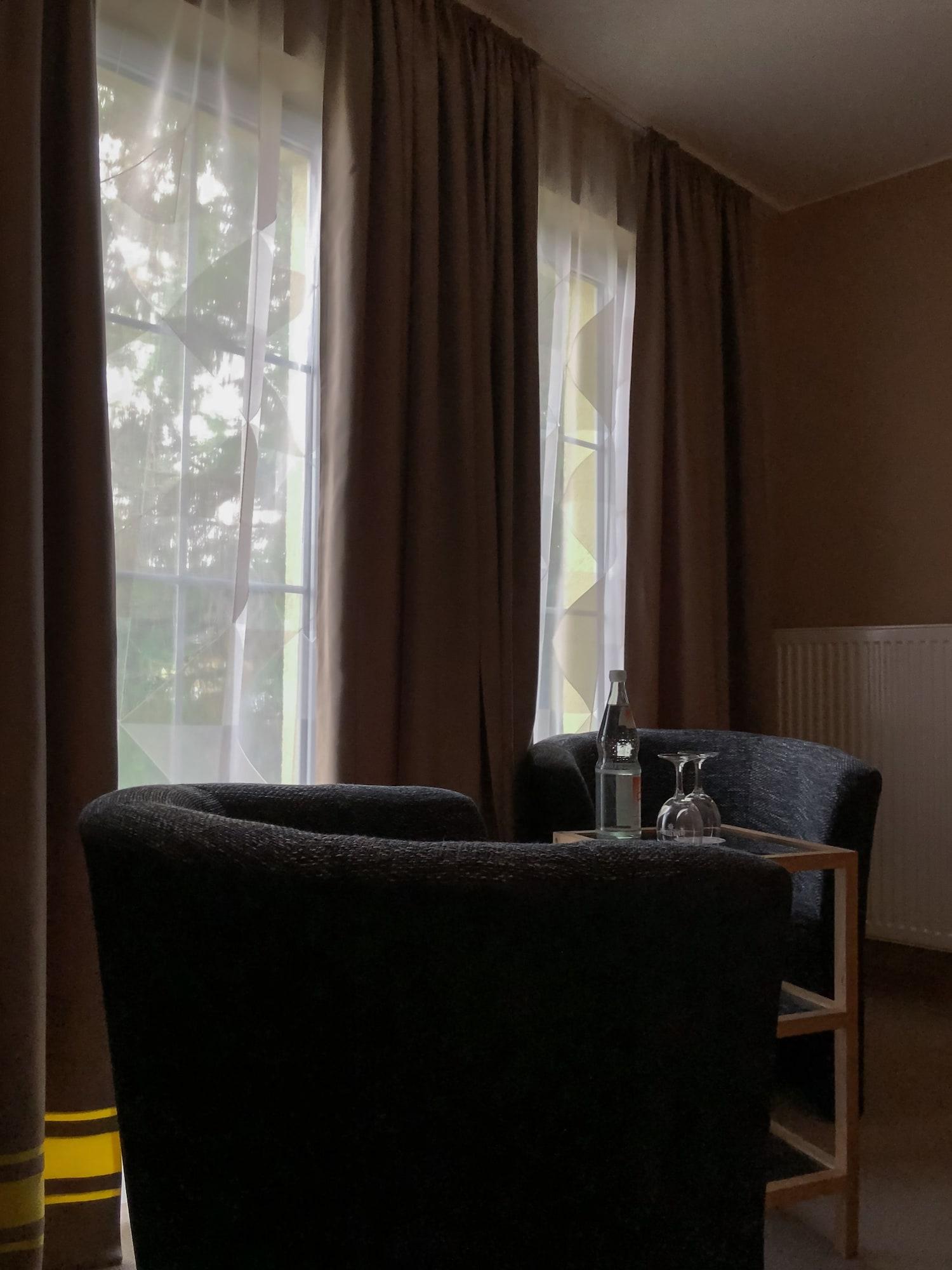 Comodidades del Alojamiento Hotel Restaurant Denis