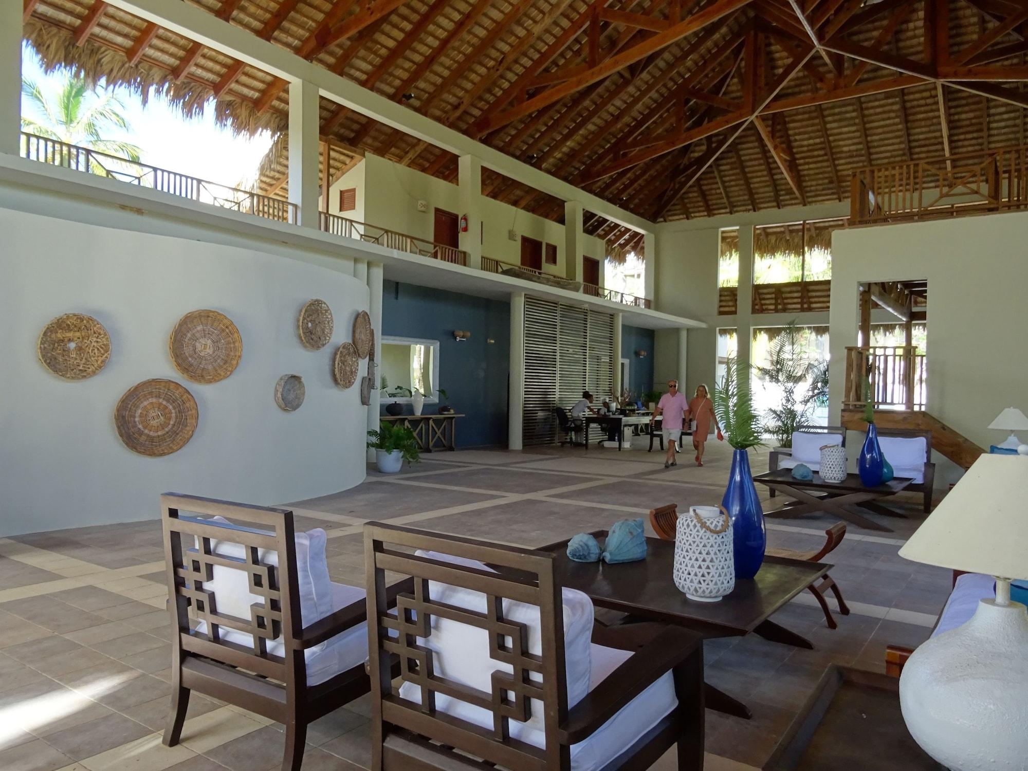 Vista Lobby Cosón Bay