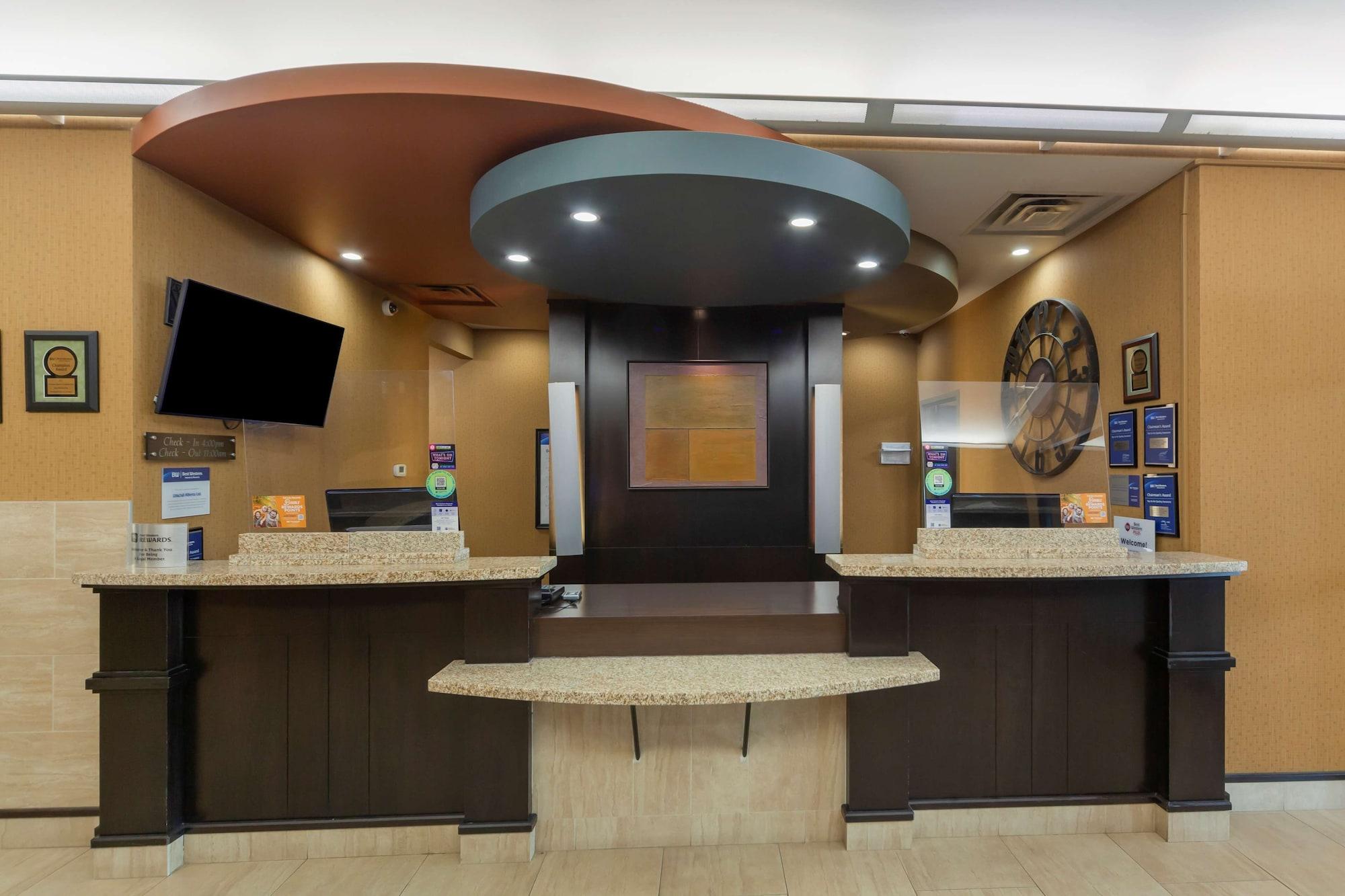 Vista Lobby Best Western Plus Sherwood Park Inn & Suites