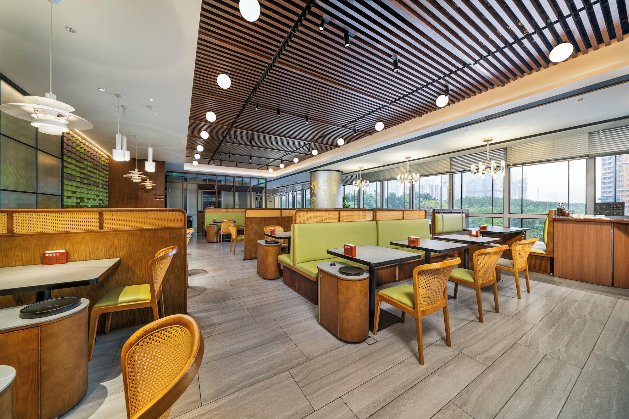 Restaurant UrCove by Hyatt Guangzhou Canton Tower Exhibition Center-Registration Counter and Free Shuttle Bus Available during Canton Fair Period