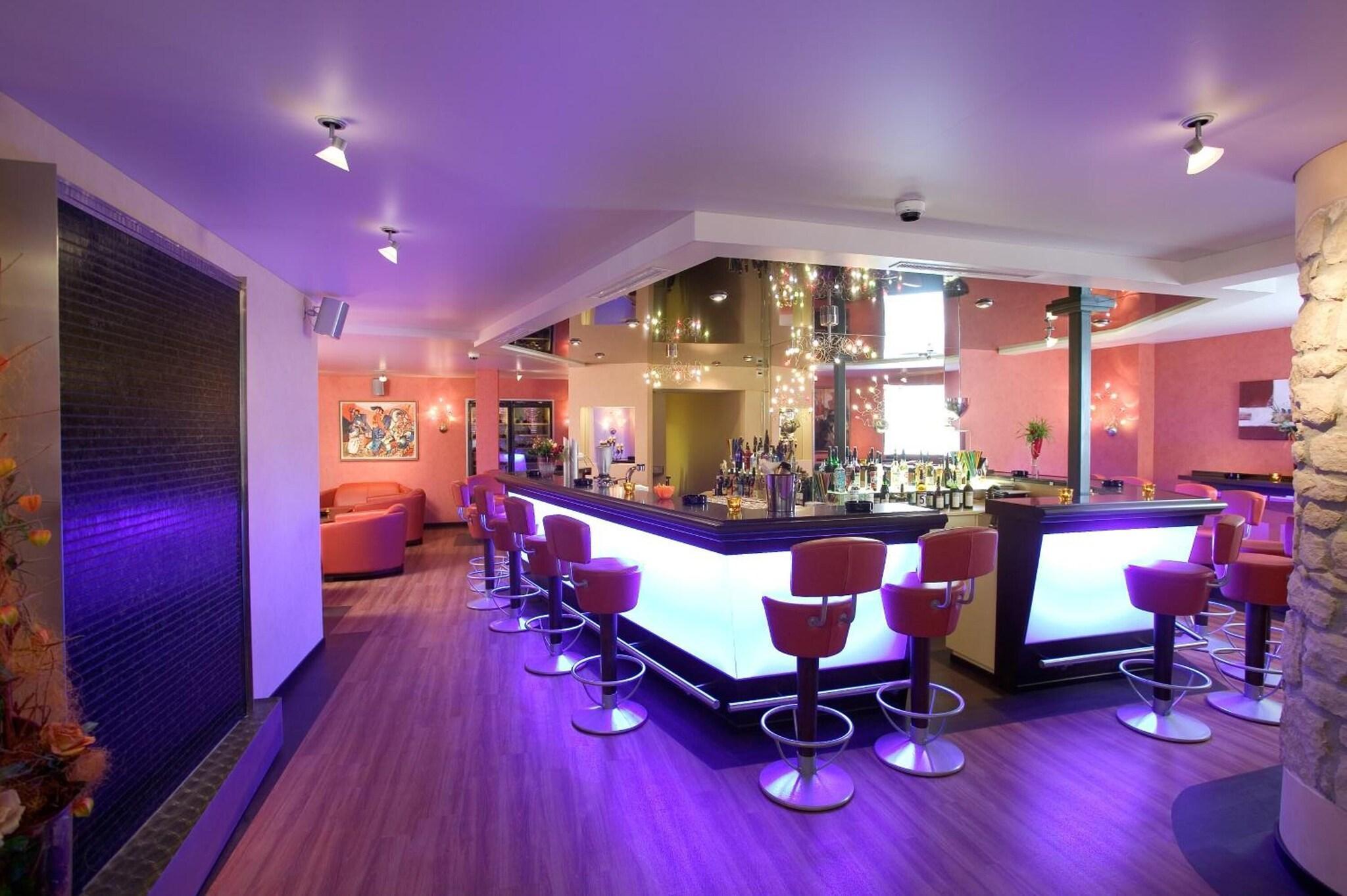 Bar/Salón Hotel Amaris