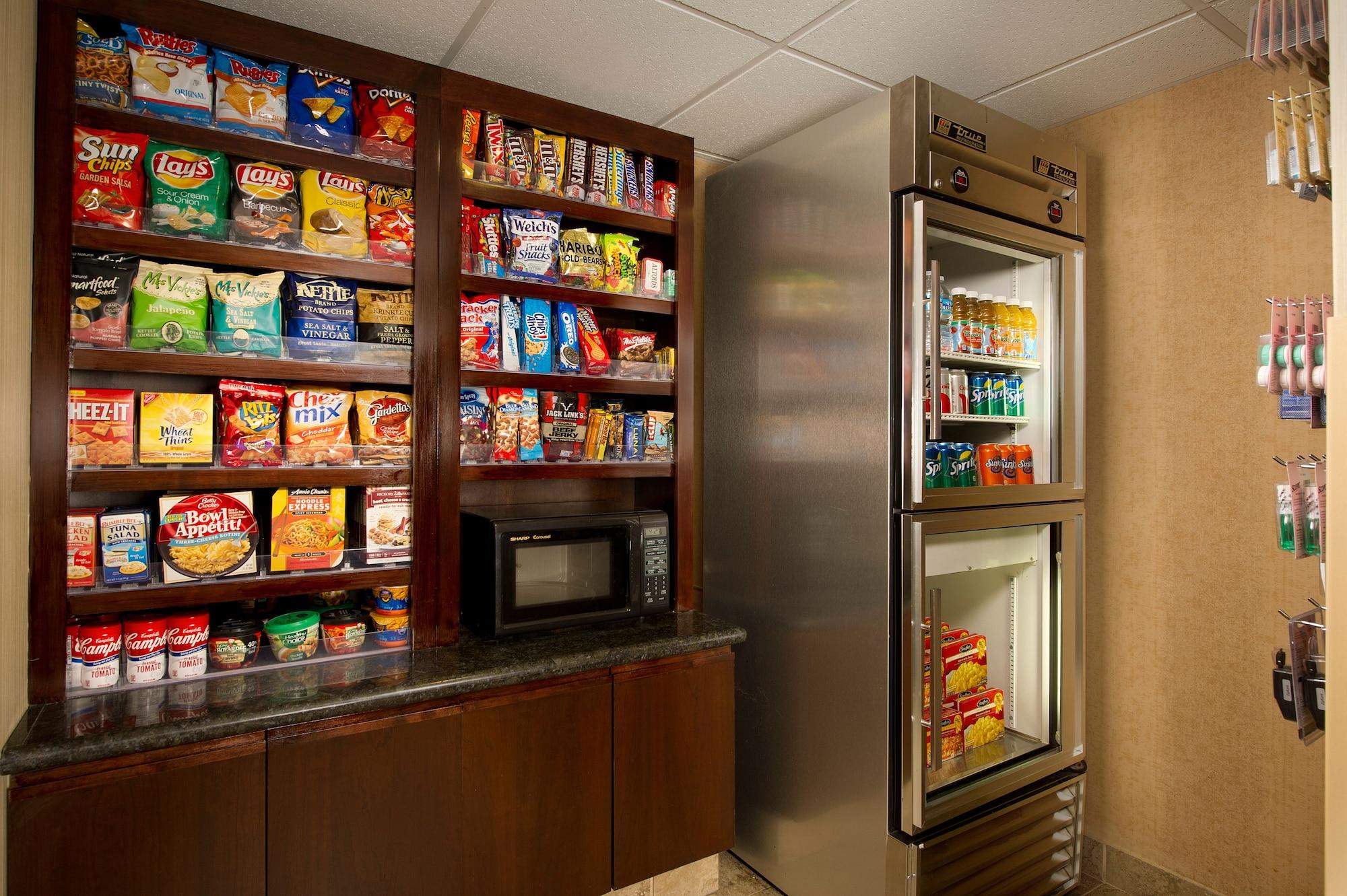 Bar/Salón Holiday Inn Express Fairfax - Arlington Boulevard by IHG