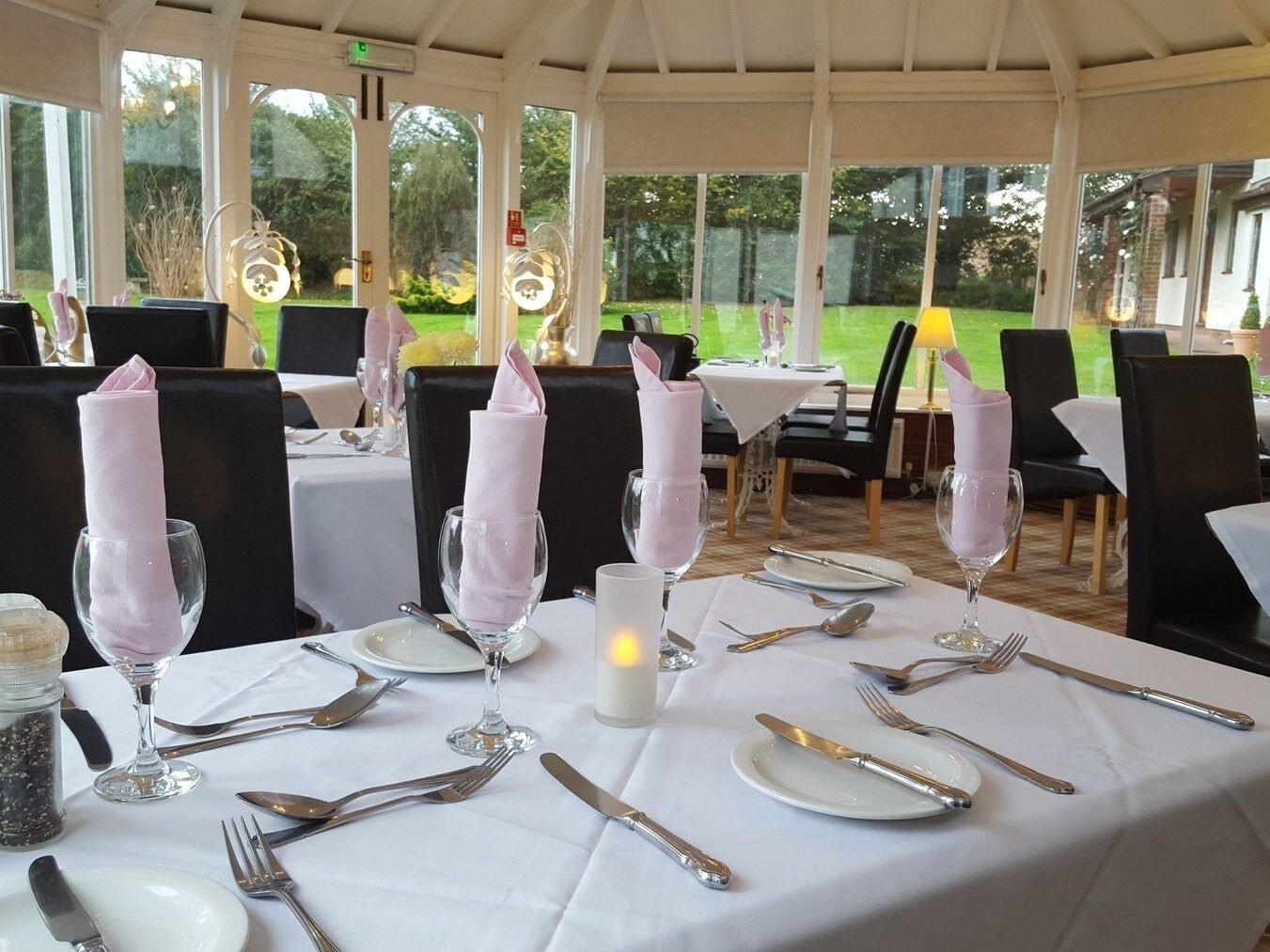 Restaurant Apple Tree Hotel
