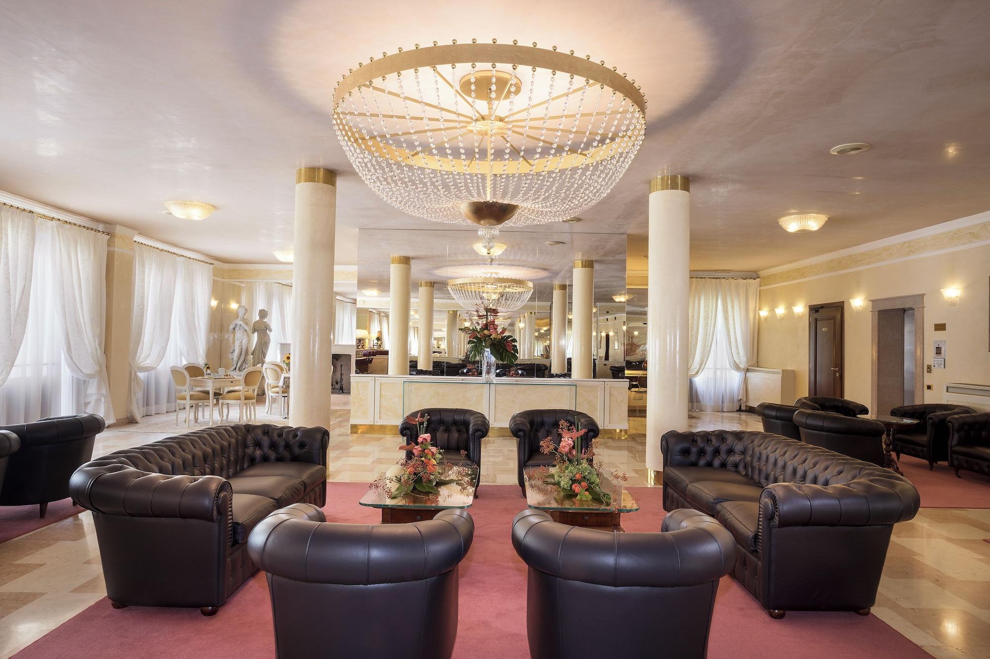 Vista Lobby Villa Pace Park Hotel Bolognese