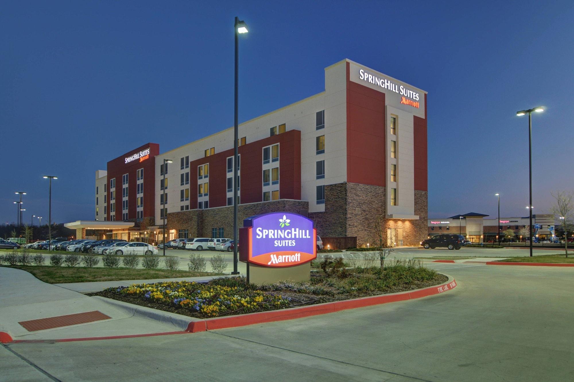 Vista Exterior Springhill Suites Dallas Plano/Frisco