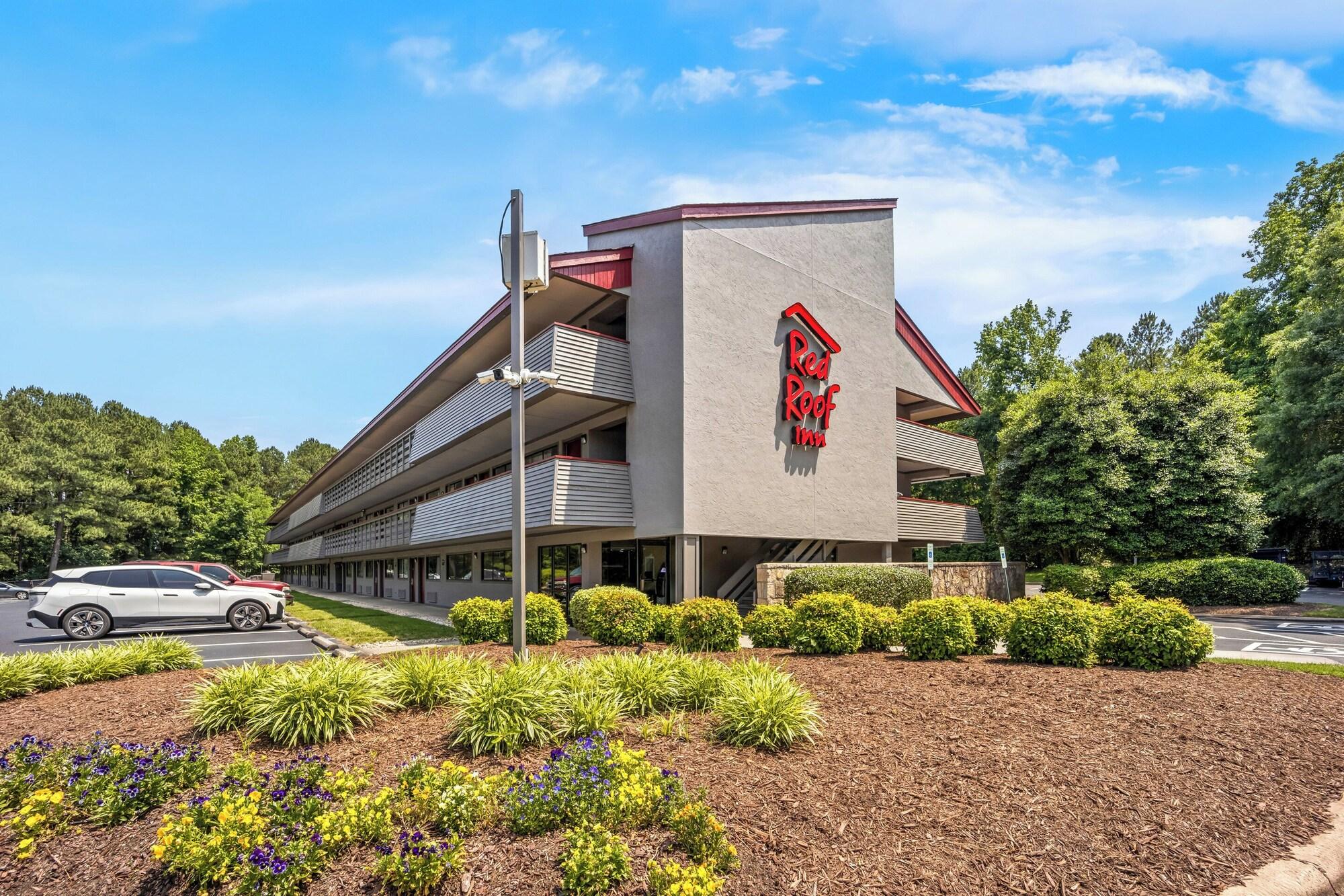 Varios Red Roof Inn Chapel Hill - UNC
