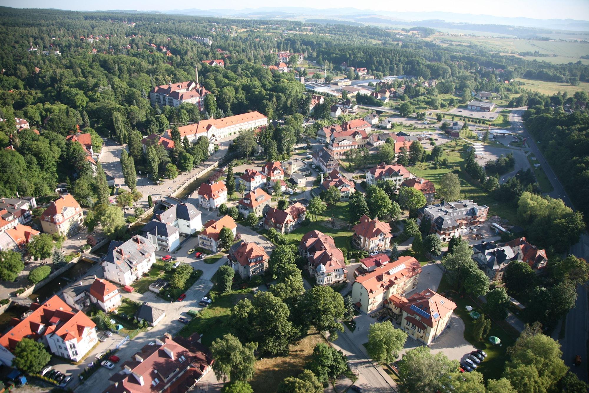 Vista Exterior Villa Tilia