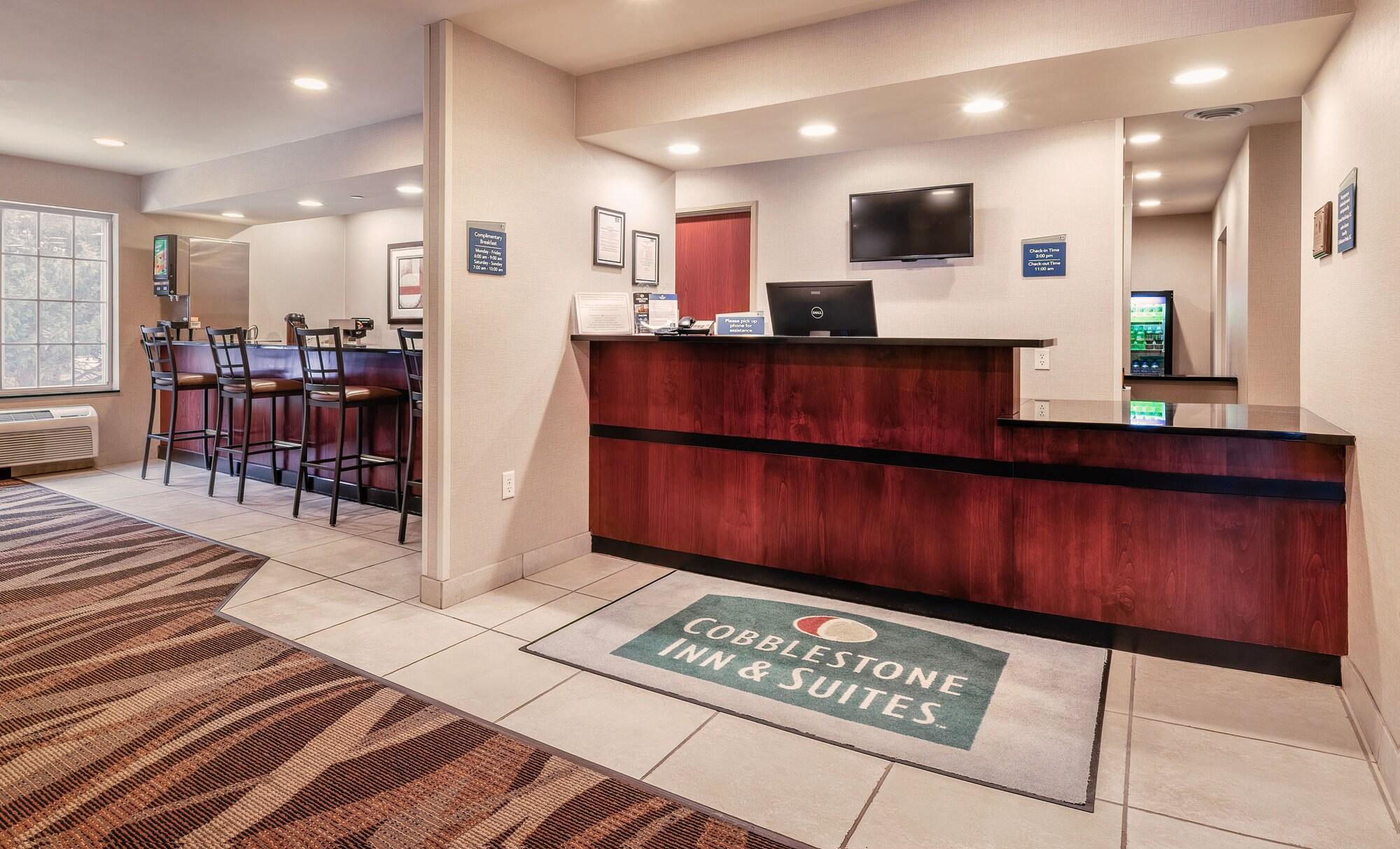 Vista Lobby Cobblestone Inn & Suites - Durand