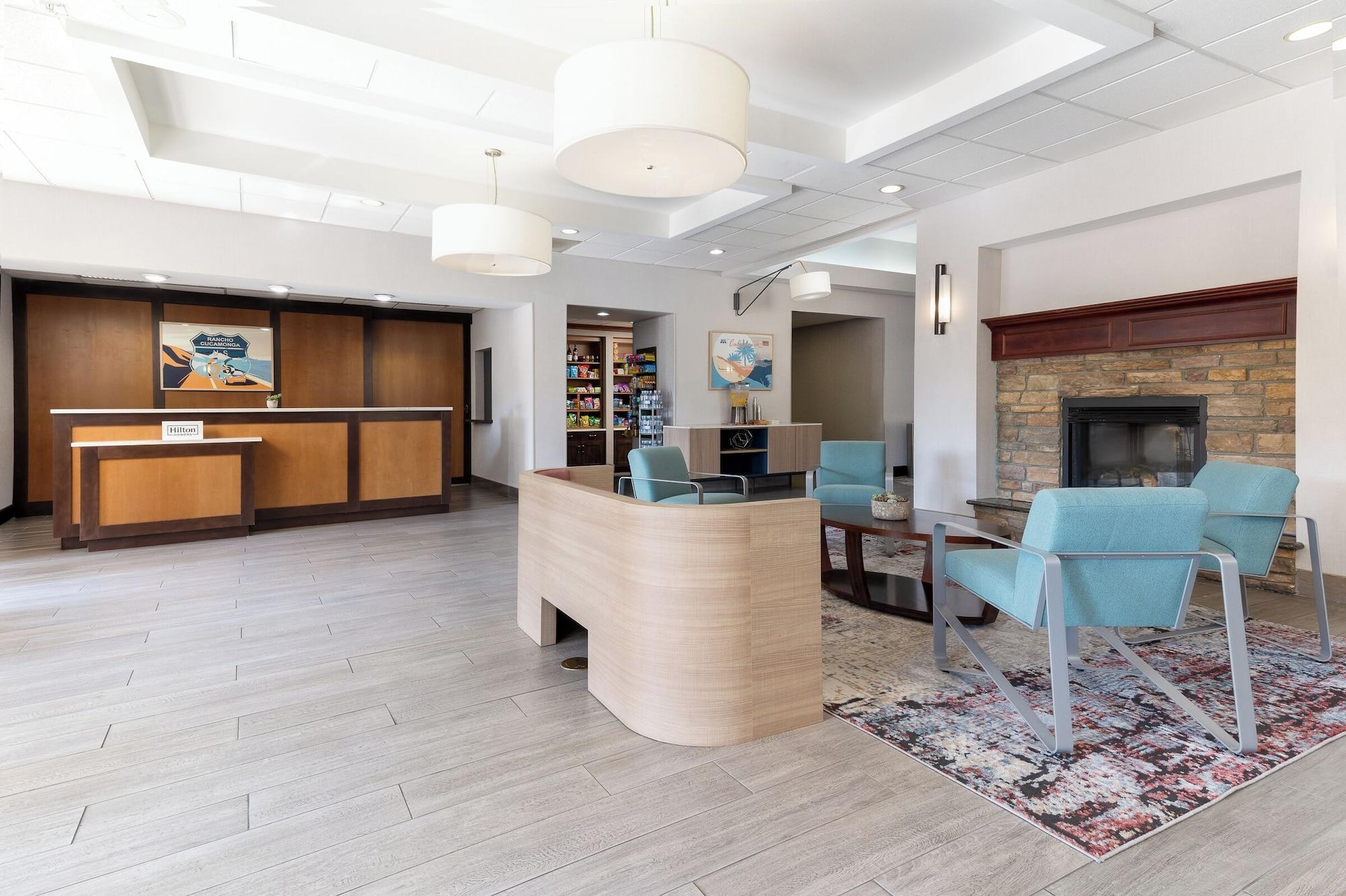 Vista Lobby Homewood Suites by Hilton Ontario-Rancho Cucamonga