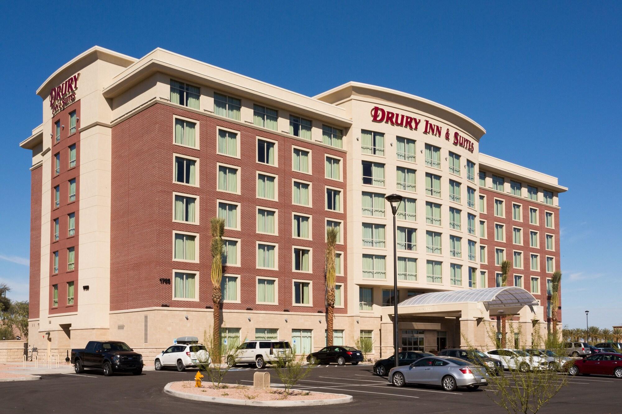 Vista Exterior Drury Inn & Suites Colorado Springs near the Air Force Academy