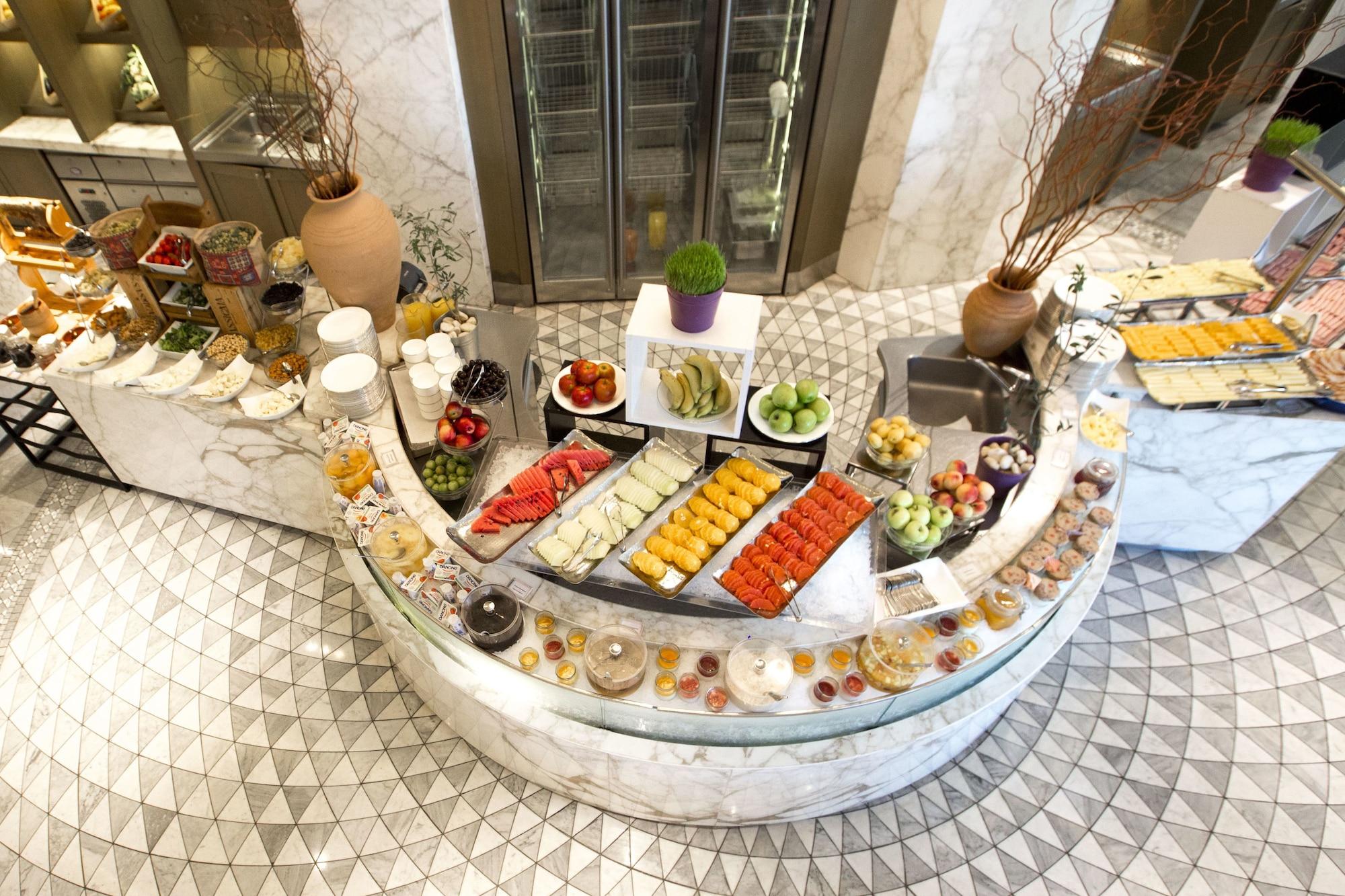 Restaurant Apartments by Fairmont Baku Flame Towers