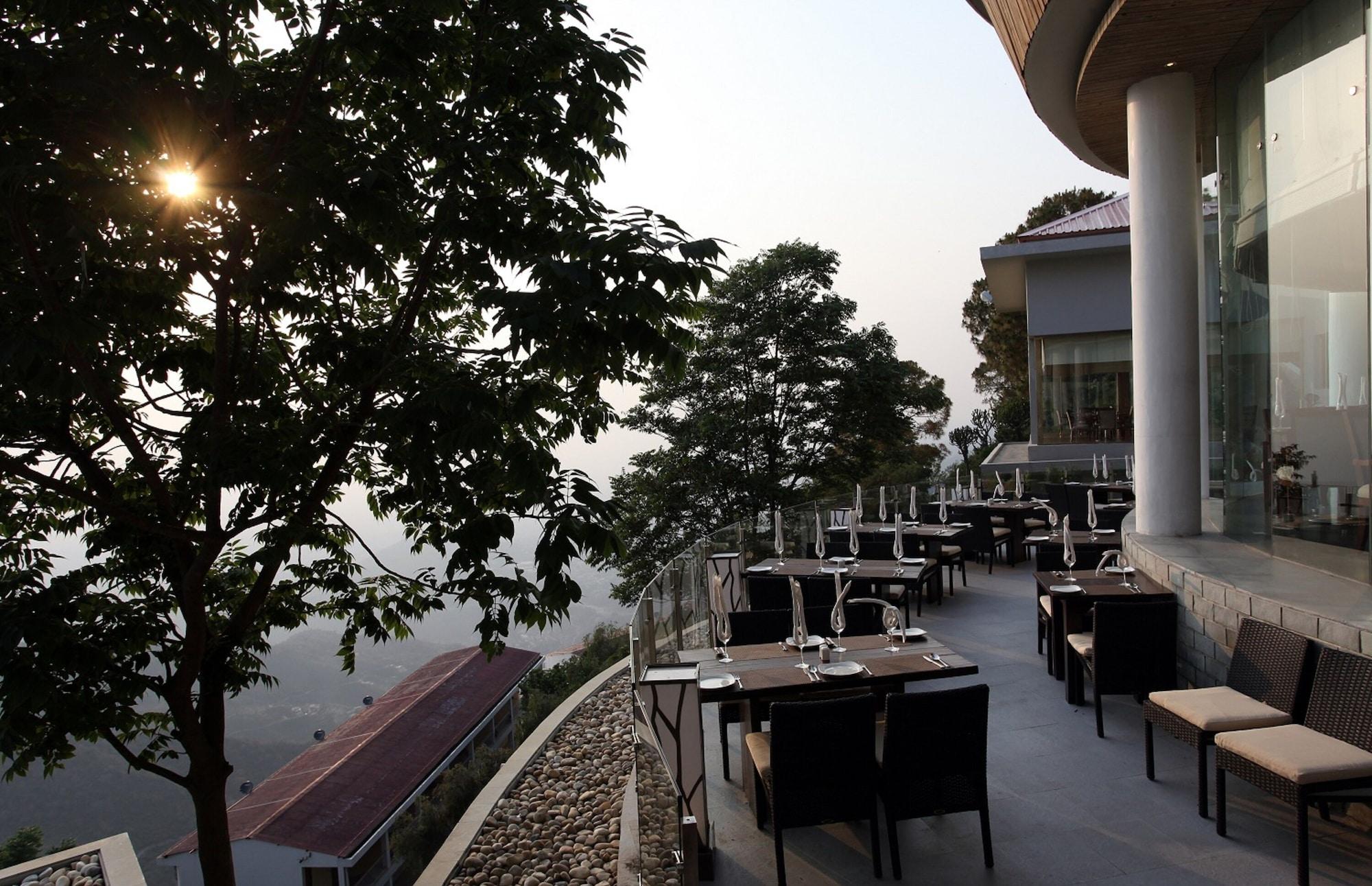 Restaurant Moksha Himalaya Spa Resort