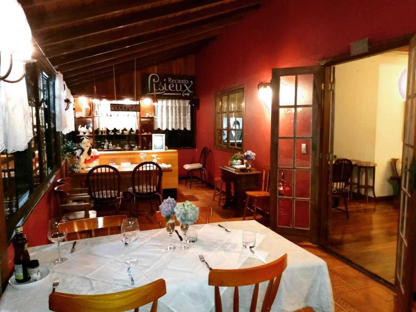Restaurant Recanto Lisieux