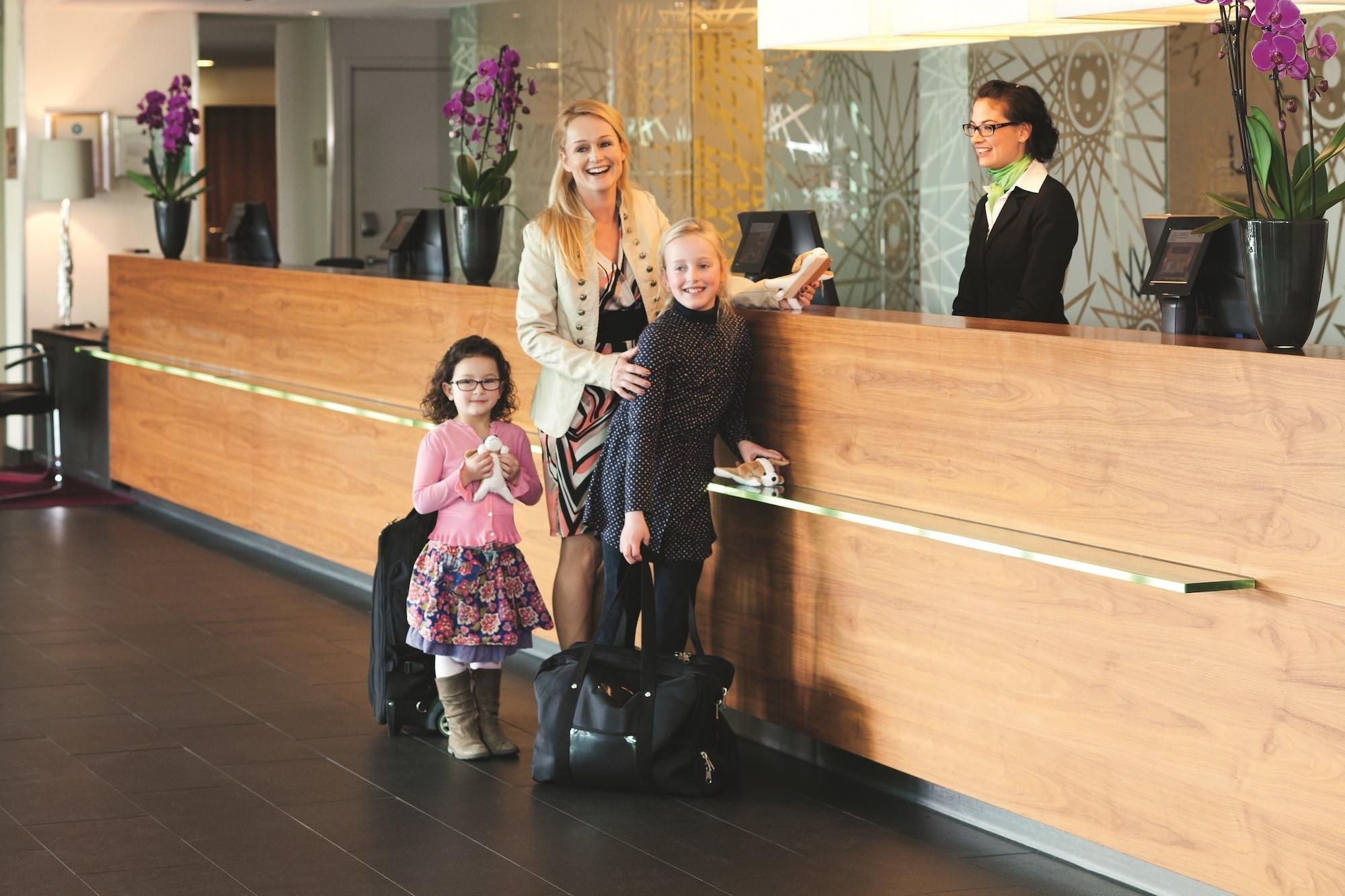 Vista Lobby Mövenpick Hotel Amsterdam City Centre