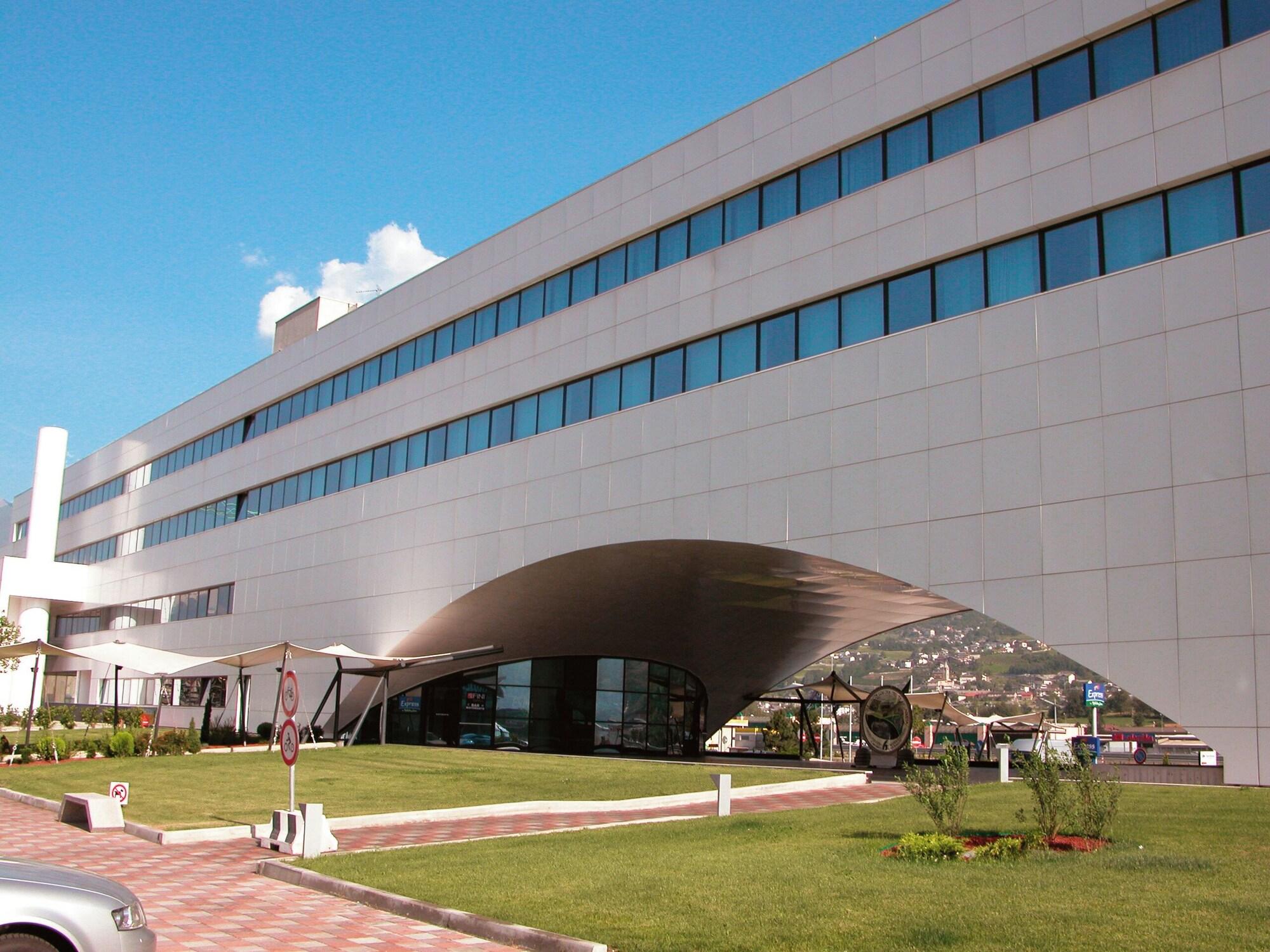 Varios Express Hotel Aosta East