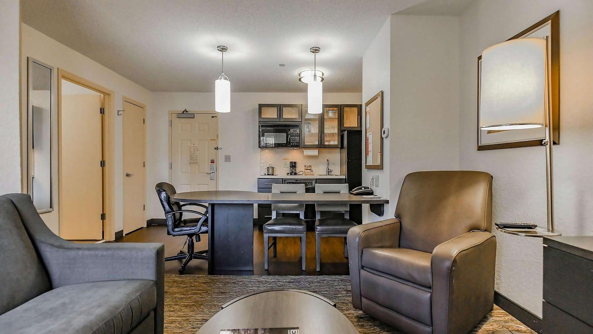 Set de Habitación Sonesta Simply Suites Clearwater St. Petersburg