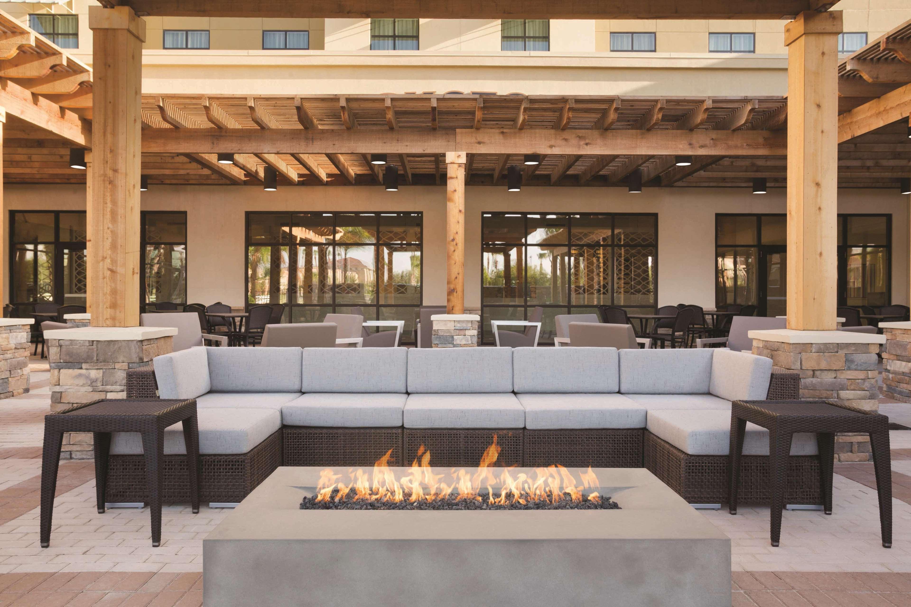 Restaurant Embassy Suites by Hilton McAllen Convention Center