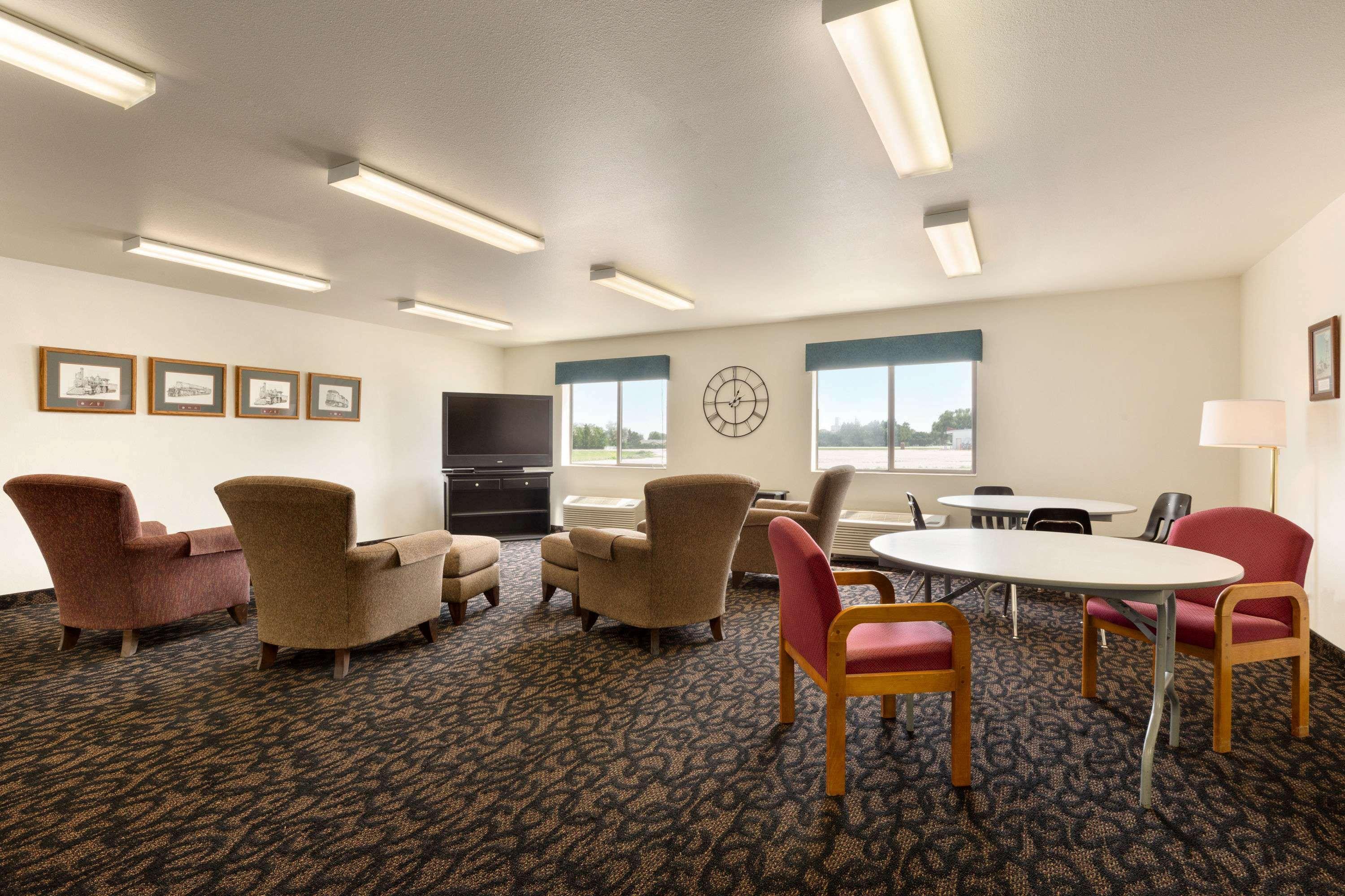 Bar/Salón Travelodge by Wyndham Sharon Springs