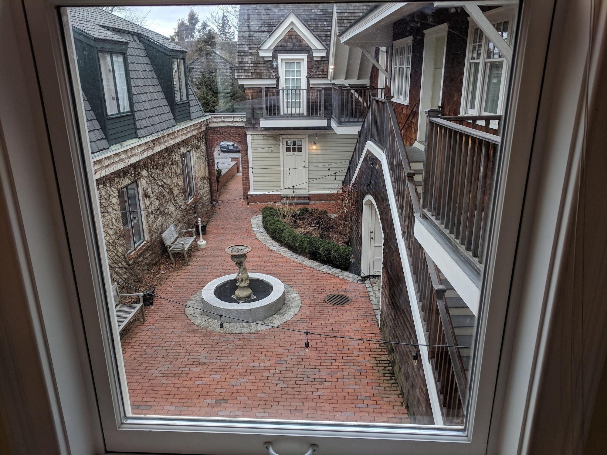 Vista Exterior Pelham Court Hotel