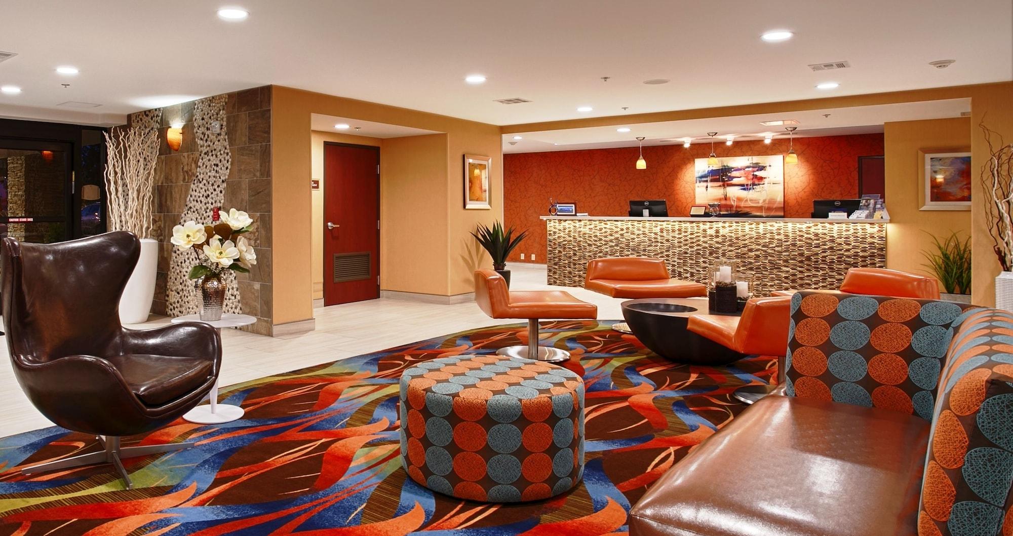 Vista Lobby Best Western Plus Fresno Airport Hotel