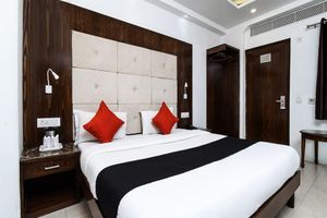 Alojamiento - Capital O 2242 Hotel Yuvraj Deluxe