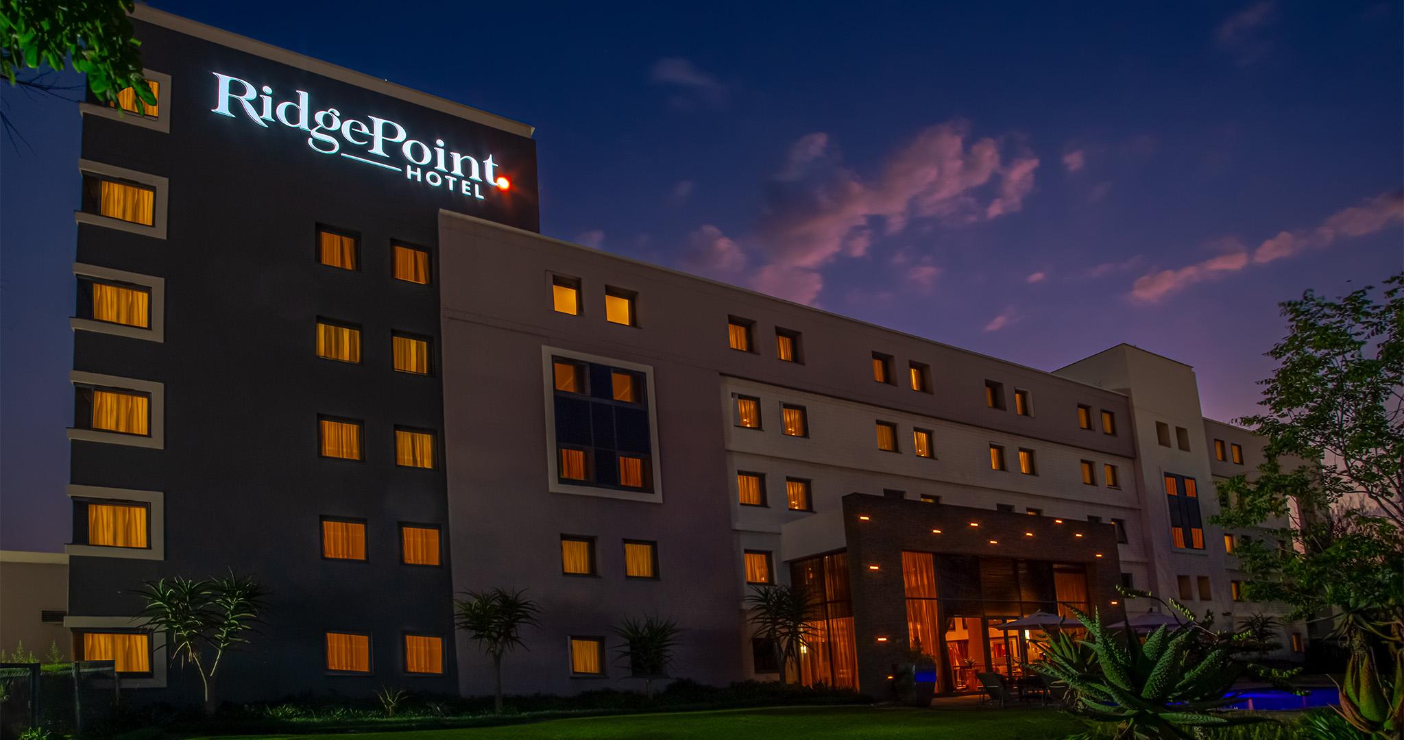 Vista Exterior The RidgePoint Hotel