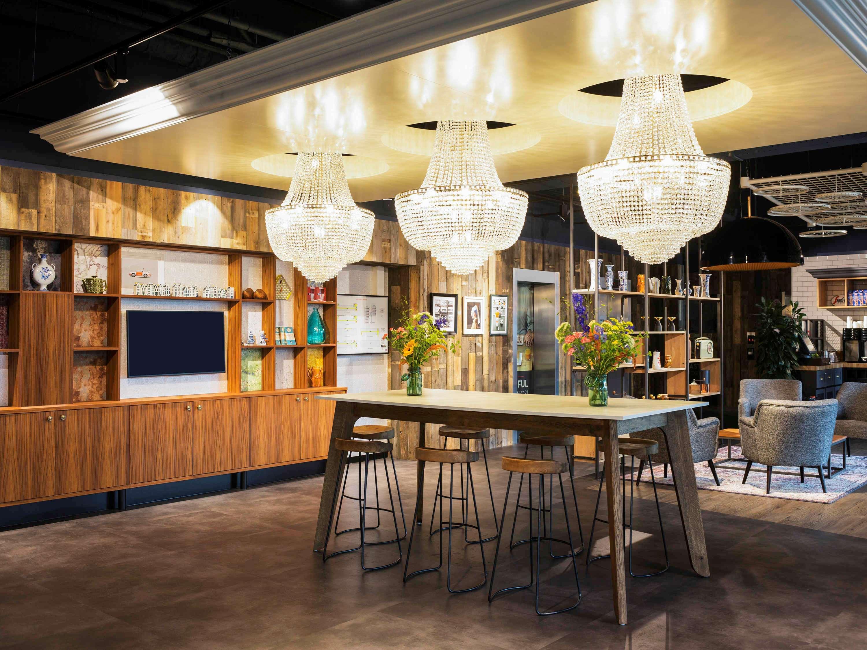 Vista Lobby ibis Amsterdam Centre